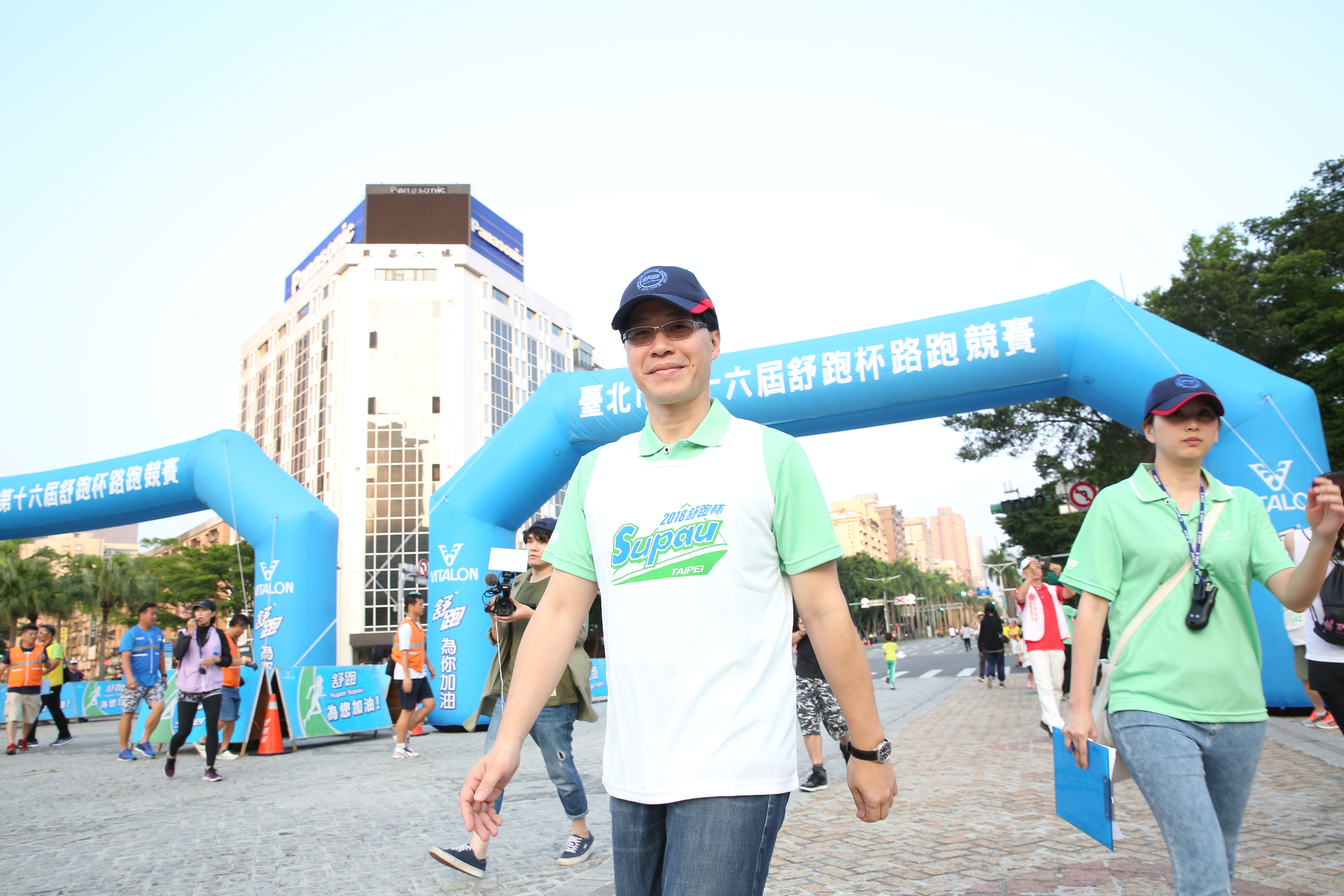 本土飲料大廠維他露集團少東邵瑋霖，看上老埤農場可大面積製茶，去年大動作入股農林。