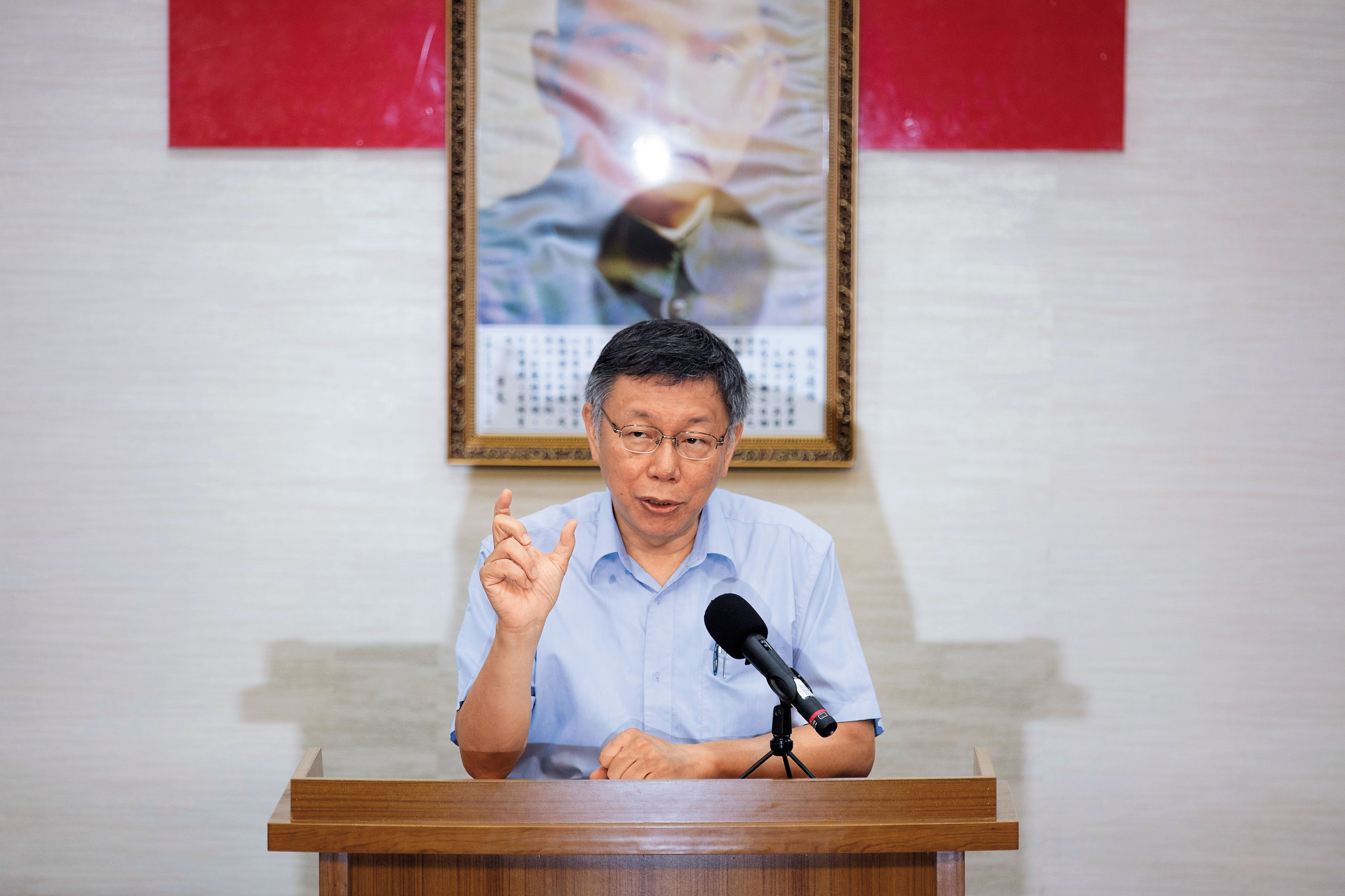 柯文哲倉促組黨，選前短短幾個月內，實力絕難壯大堅實。