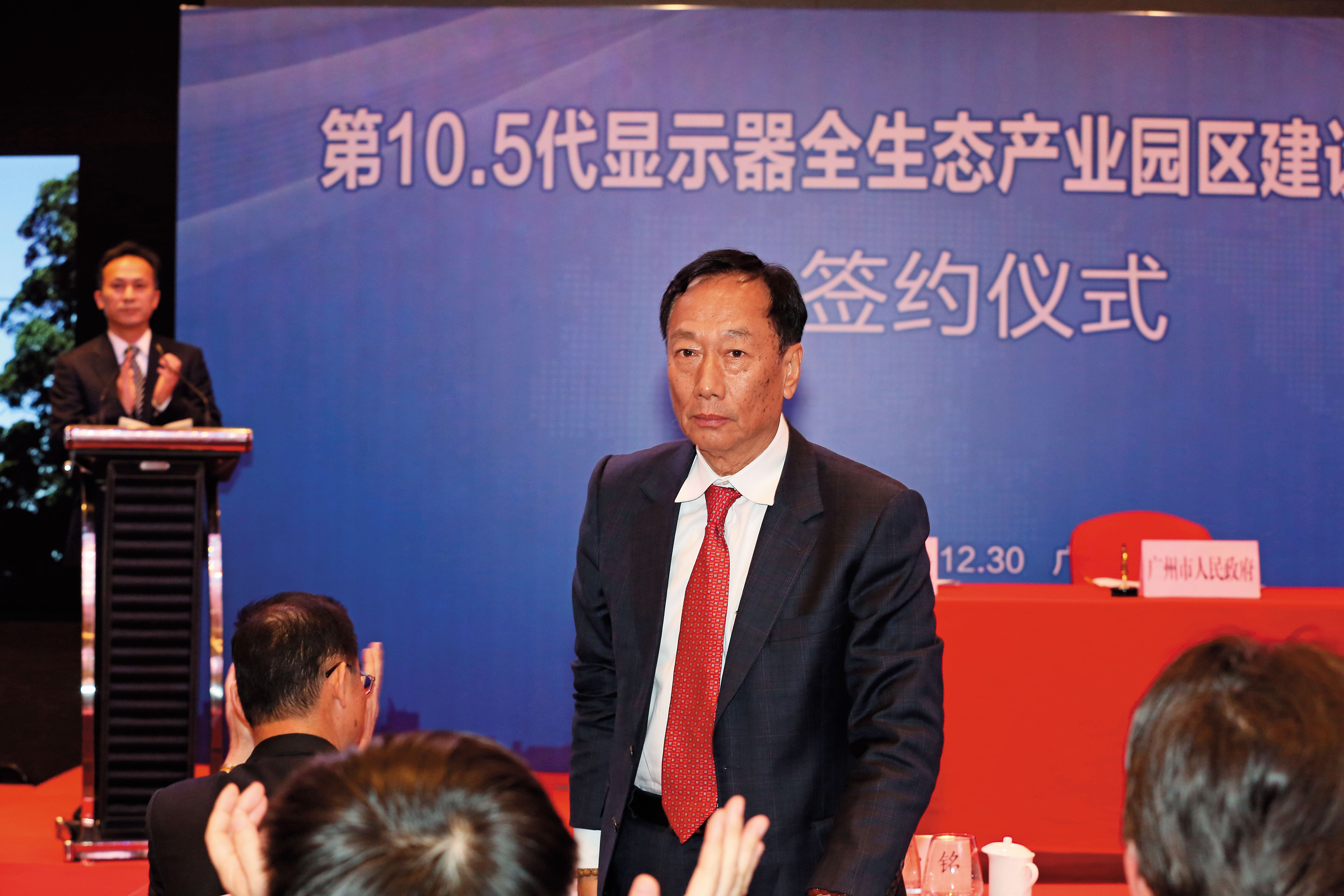 郭台銘個人所投資顯示器製造商SDP公司，才剛有起色，尚未量產，就將轉手求售，另尋買主。