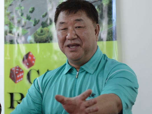 Hee Kyun Cho很早就向美國政府取得羅塔島50年的投資開發權，目前他在羅塔島已擁有賭場、度假村、俱樂部等產業。（翻攝自guampdn.com）