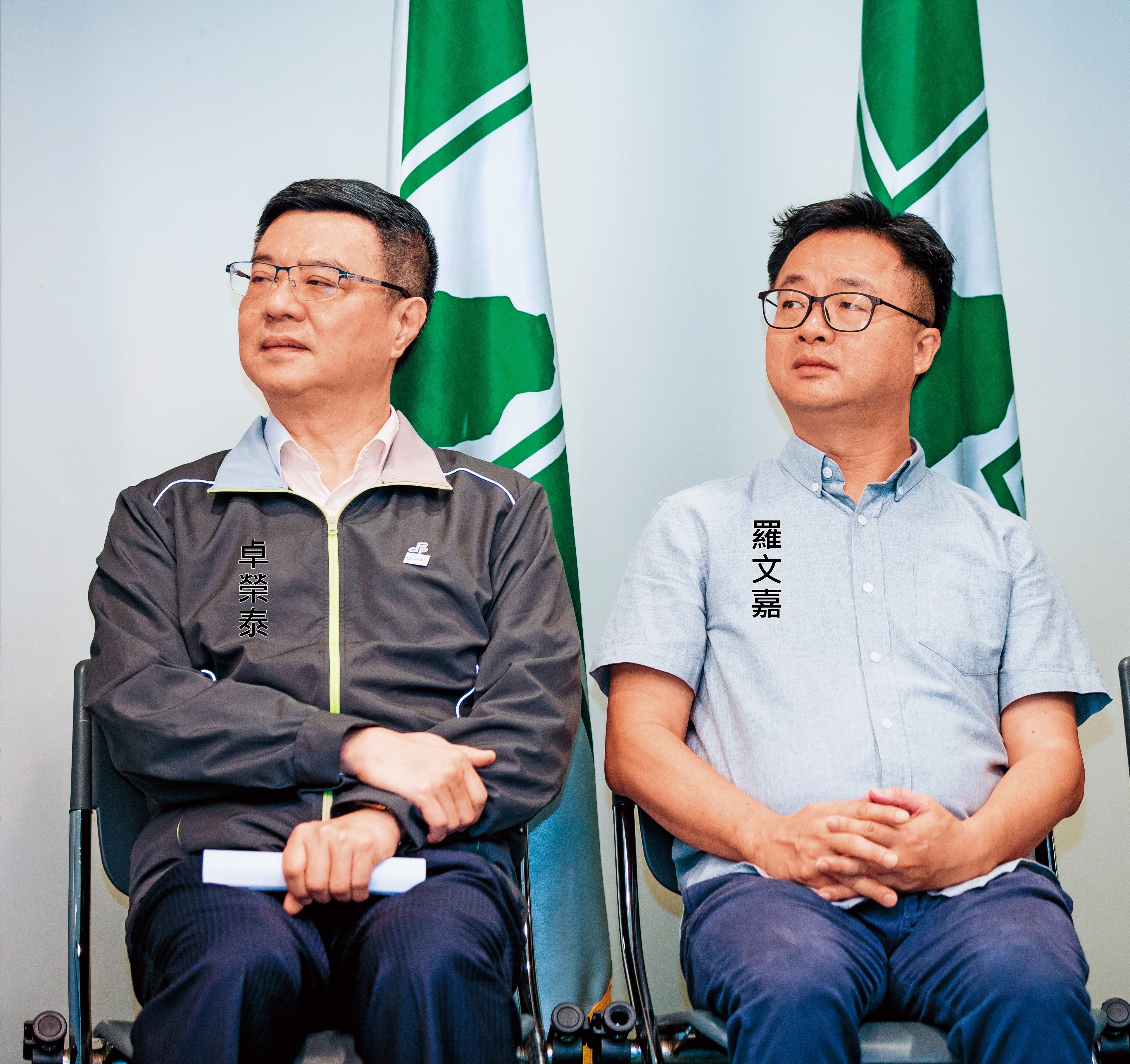 民進黨主席卓榮泰、祕書長羅文嘉與蔡英文競辦高層仍有心結，導致競辦運作形同雙頭馬車。
