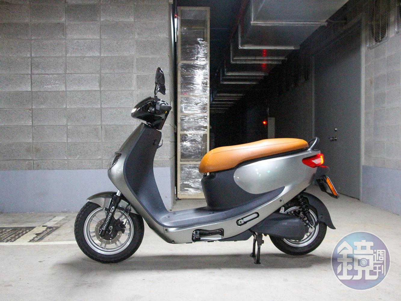 IE125的外觀可愛討喜，與過去的e-moving車款有明顯的差異。