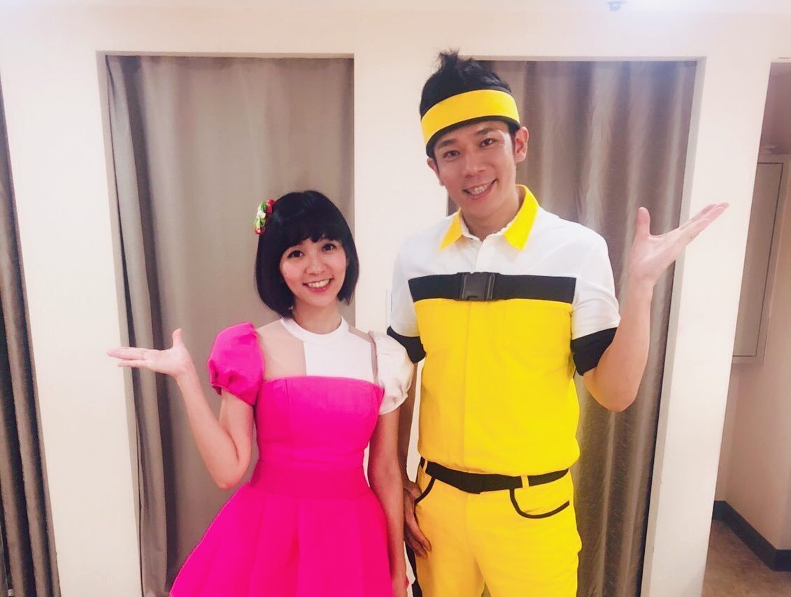 去年3月宣布結婚的兒童界「香草CP」再傳喜訊，草莓姐姐肚中有喜。（翻攝自香蕉哥哥臉書）