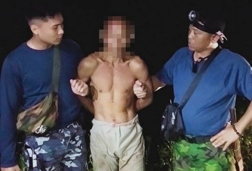 「台灣野人」林金寶曾多次在警方追補行動中脫逃，昨晚終於落網。（翻攝畫面）