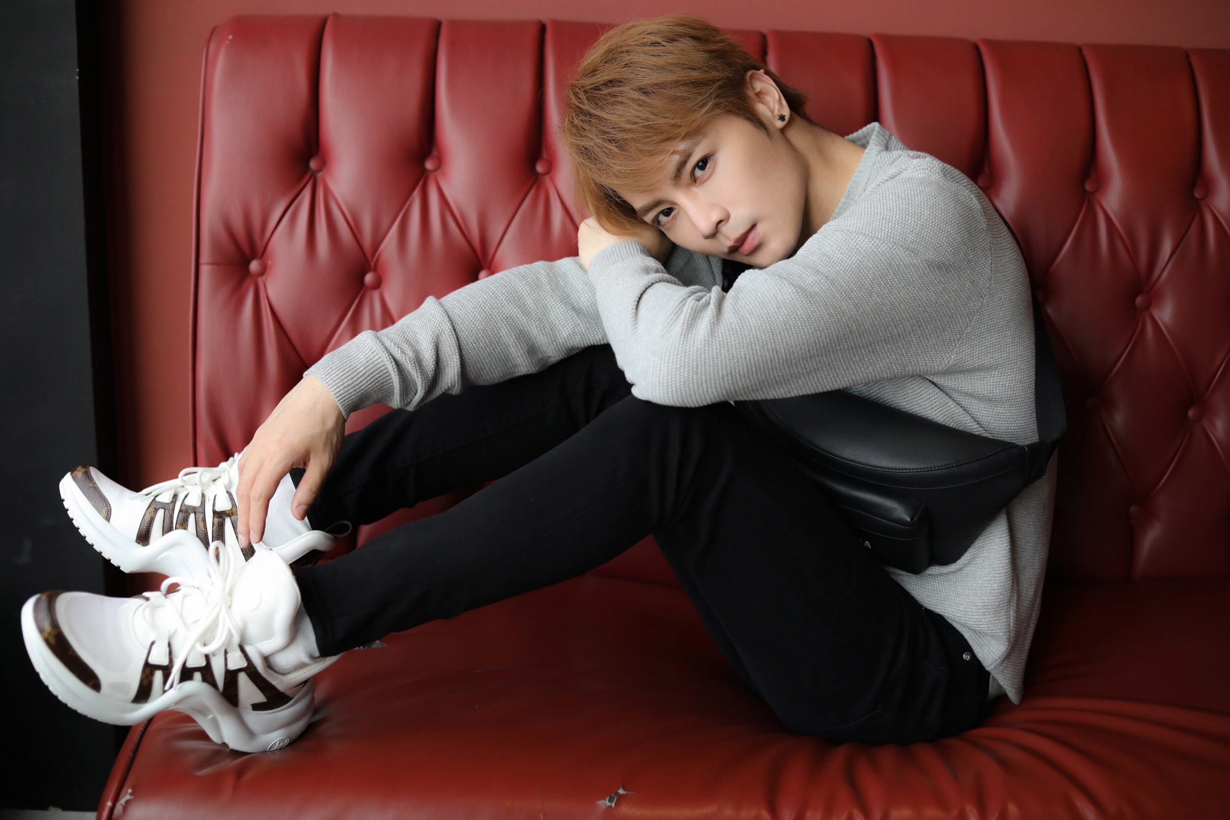 得知不少粉絲家境不佳，古曜威決定自掏腰包送票暖爆粉絲。（單純夢想文創提供）