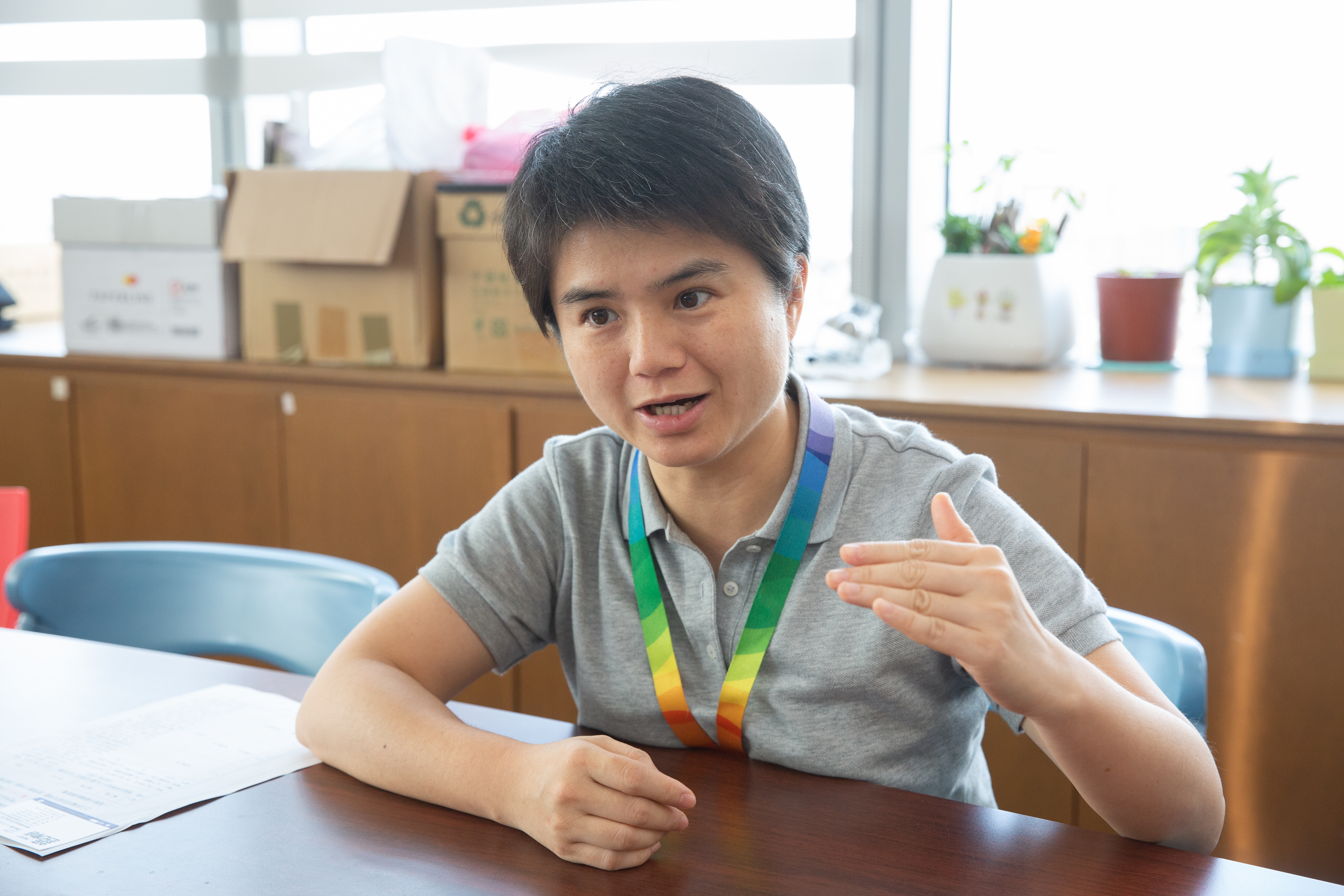 台北市都發局住宅服務科科長邱婉清表示,外縣市移居台北市就業、就學的民眾,可以申請入住租金打折的社會住宅。