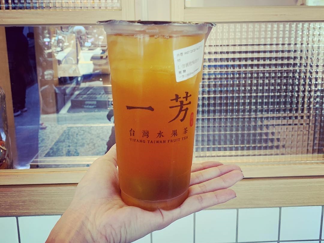 一芳風波持續擴大，不少台灣飲料遭到獵巫。（翻攝一芳Instagram）