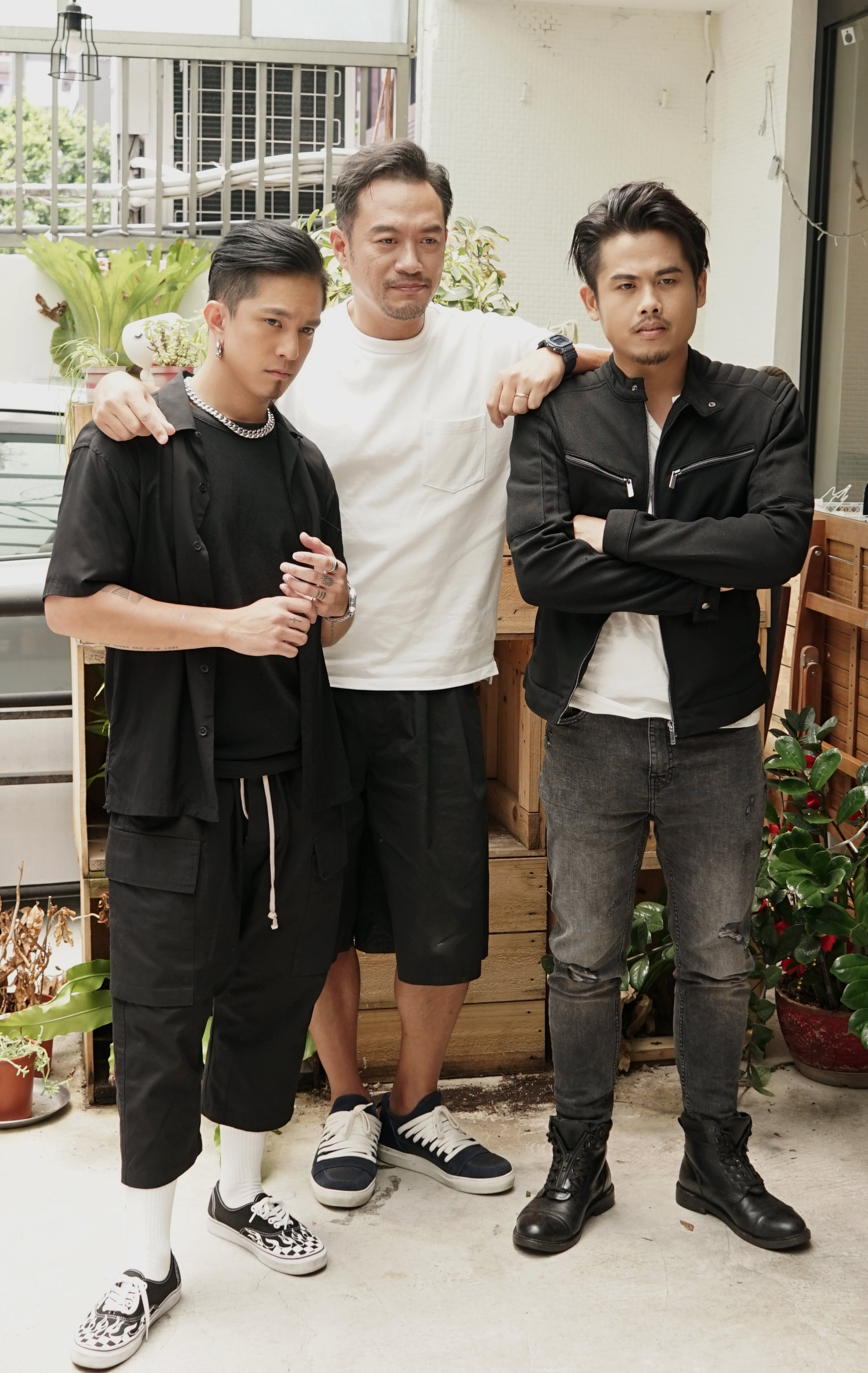 黃遠(左起)、張翰、張再興三位演技派,在《靈異街11號》互尬演技。(LINE TV提供)