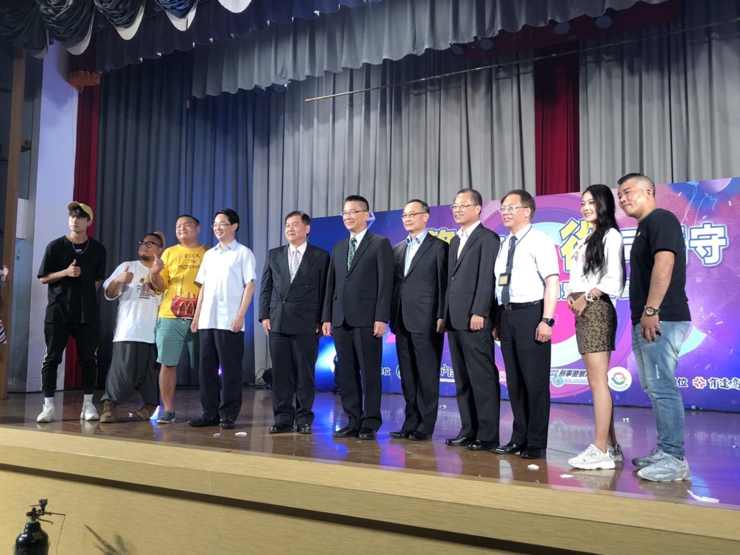 警政署辦青春專案宣導活動，力邀知名網紅參與短片演出。（翻攝畫面）