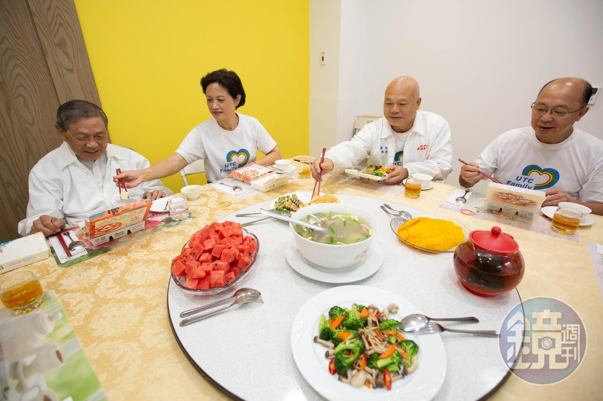 不挑食兼顧營養均衡,是高齡91歲的聯夏食品創辦人林柏榮保持健康的養生祕訣。