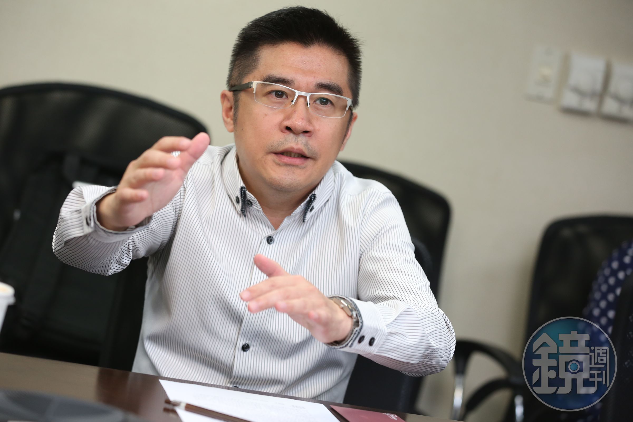盧俊賢藉著提前改選董監事，弭平董事會中不同的聲音。