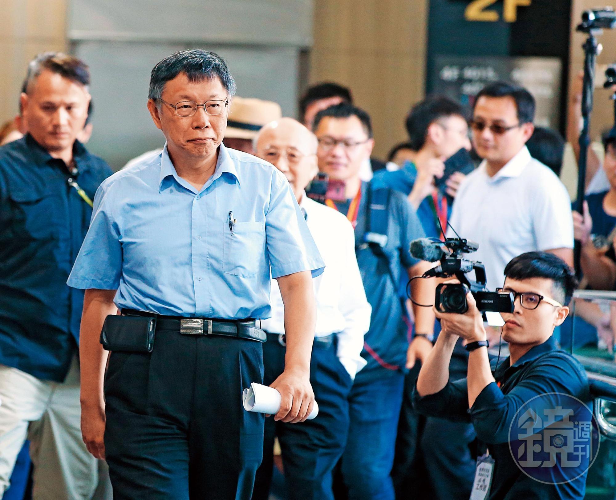對柯文哲與台灣民眾黨來說，立委席次才是主戰場，總統大選則是拉抬立委選情副戰場。