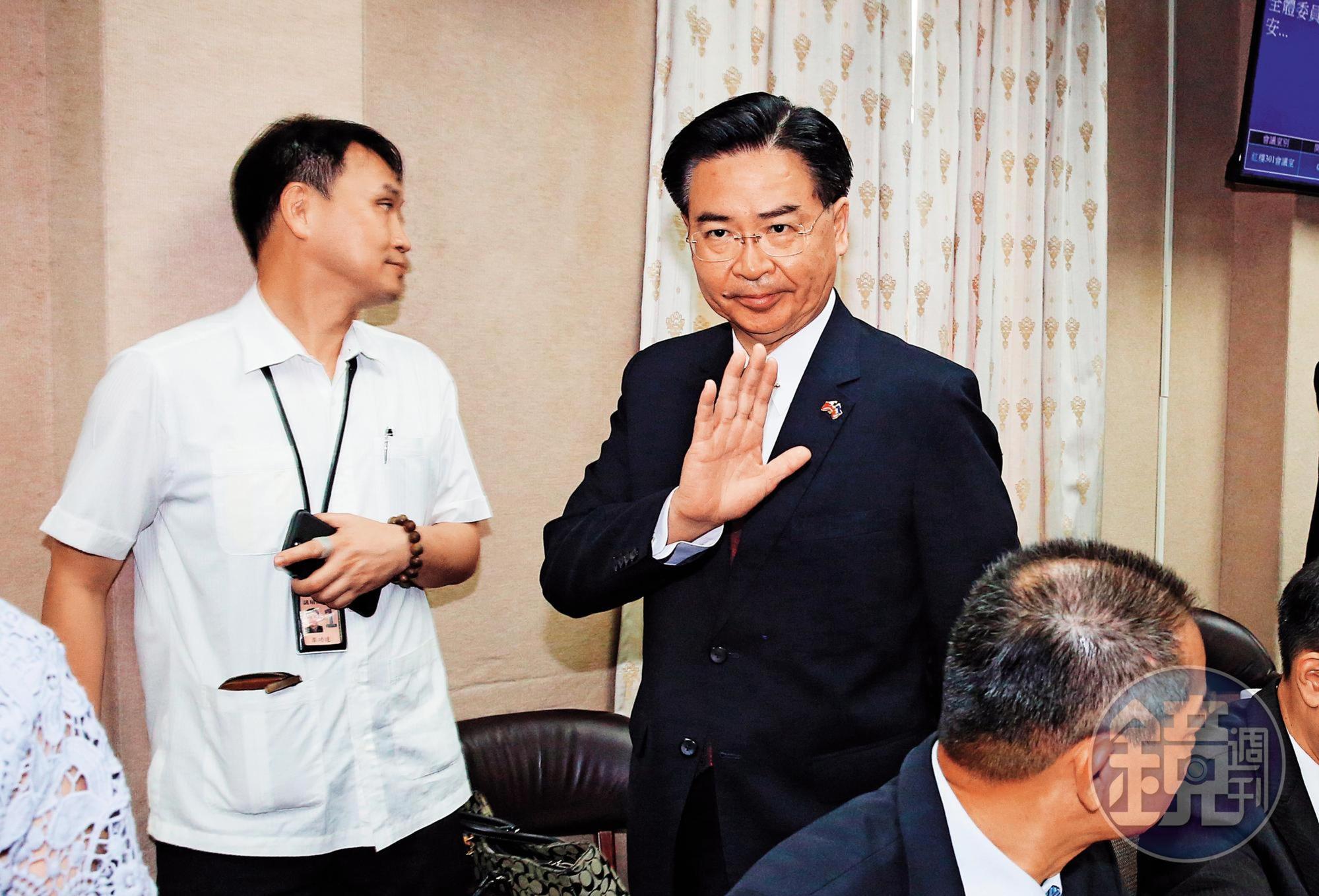 外交部長吳釗燮（圖）處理沈文強遭控性騷案，被質疑輕縱。