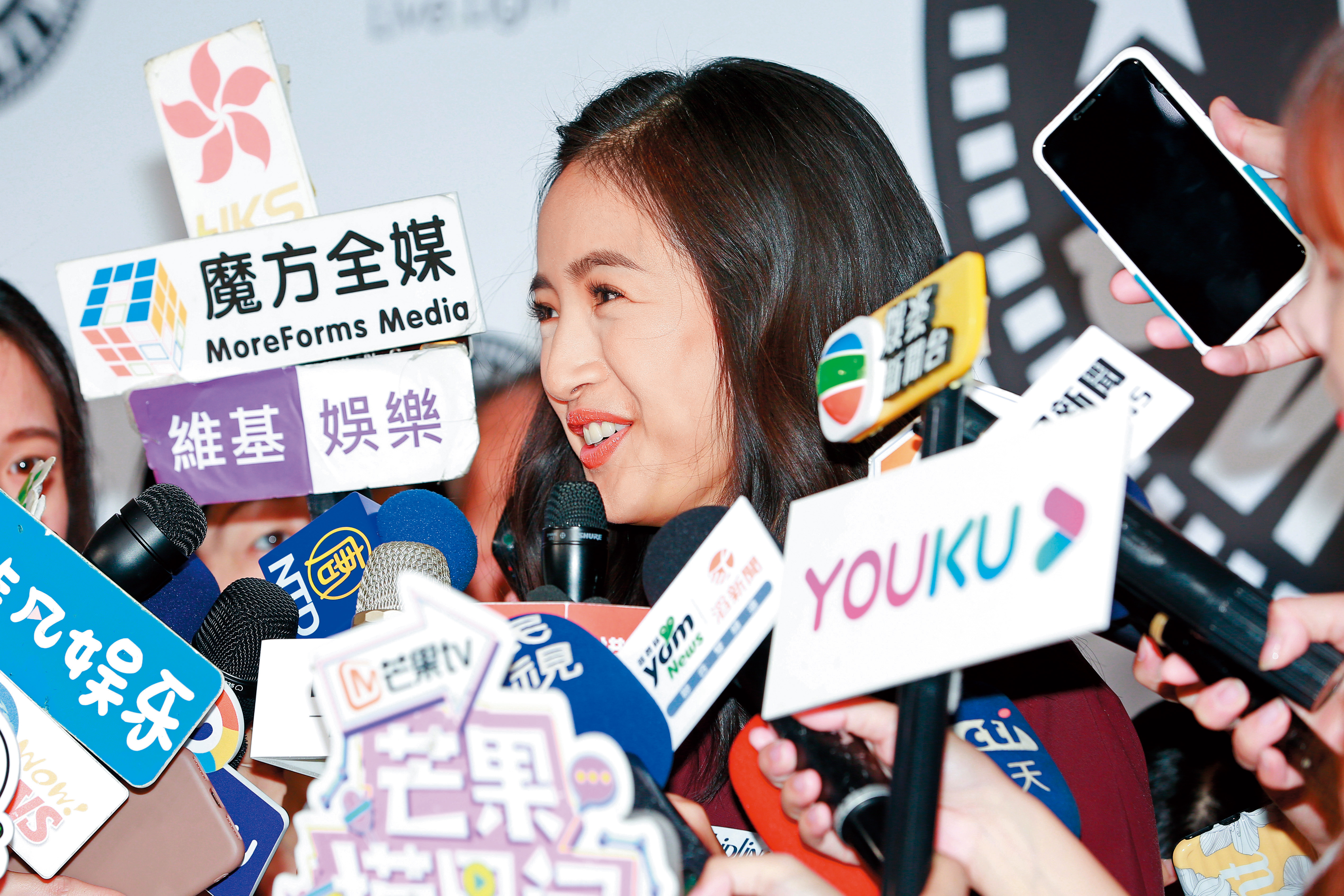 林依晨出席活動時露出驚人側面，值得細細深究及推敲。