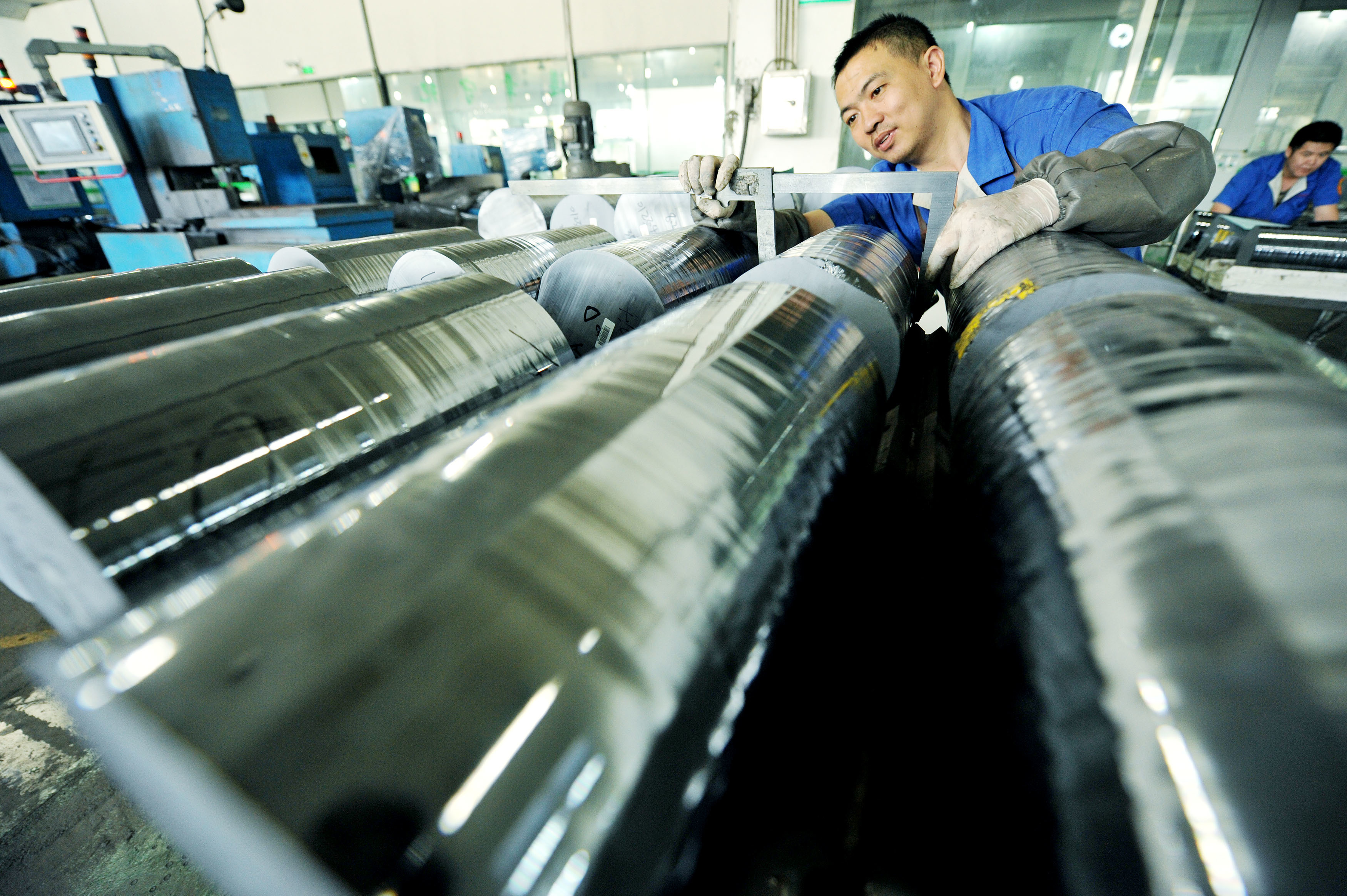 台灣生產大量的太陽能晶片，如果最上游的多晶矽材料也能夠自製，就無需再向國外進口。（東方IC）