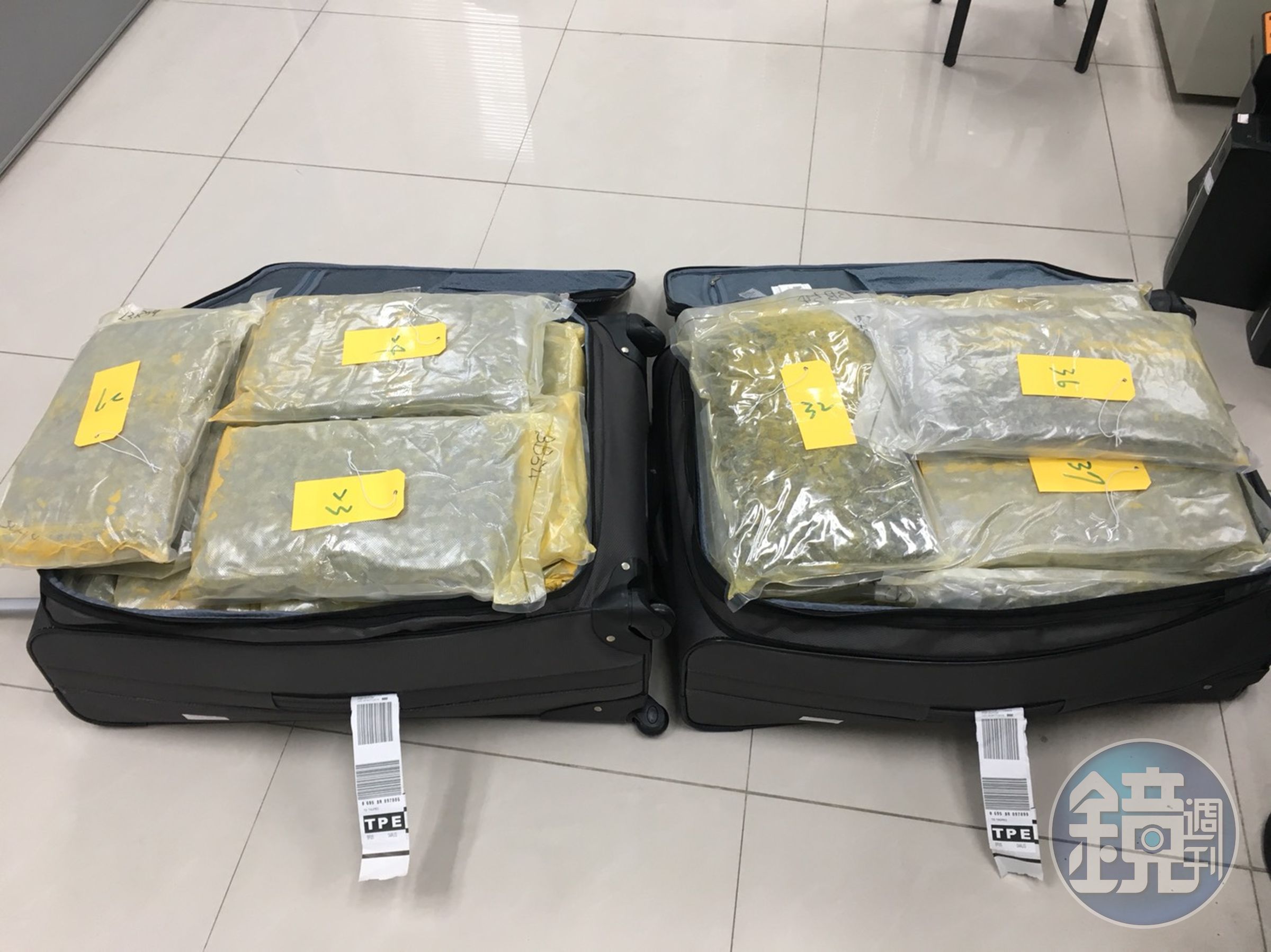 刑事局破獲毒品集團夾帶大麻。（翻攝畫面）