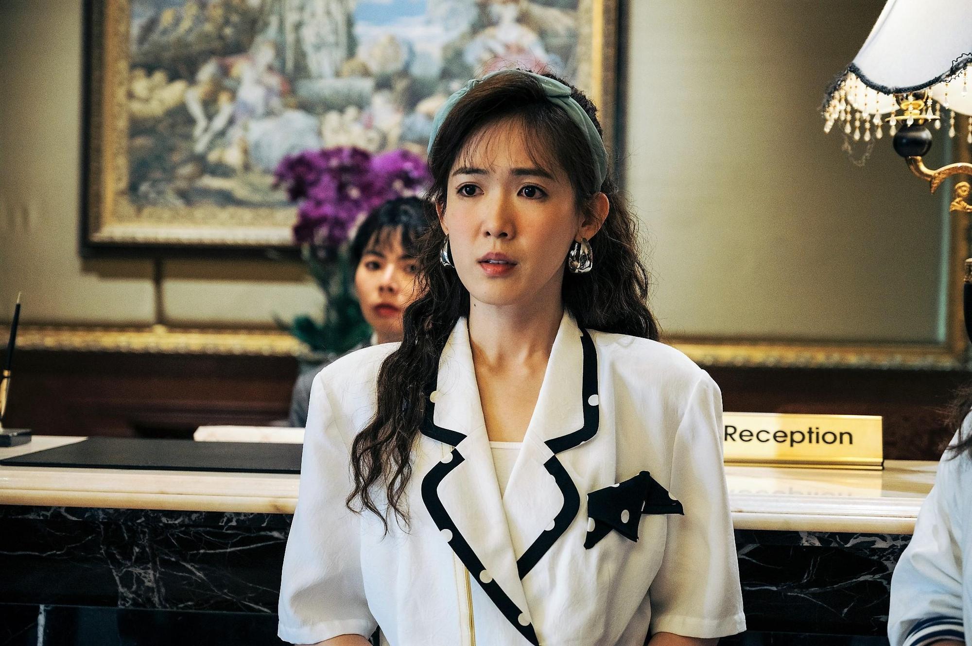 孫可芳飾演年輕版丁國琳，自認沒本人火辣。（三立提供）