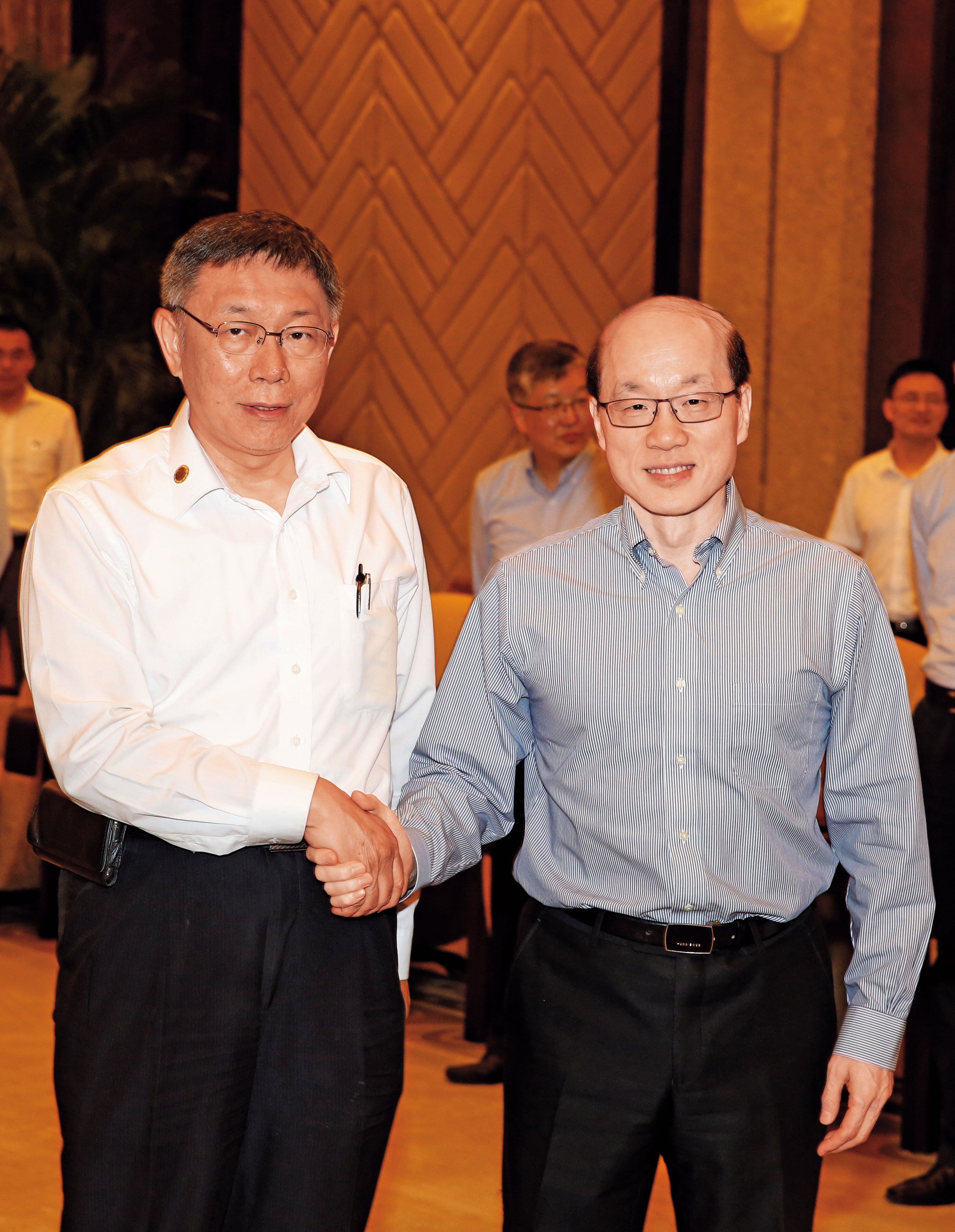 柯文哲爆自己跟國台辦主任劉結一的談判內容:「如果你講一國兩制,那我就講香港!」