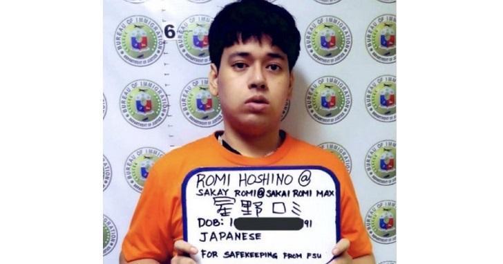 漫畫村負責人星野路實於菲國被逮。（翻攝自推特：ABS-CBN News）