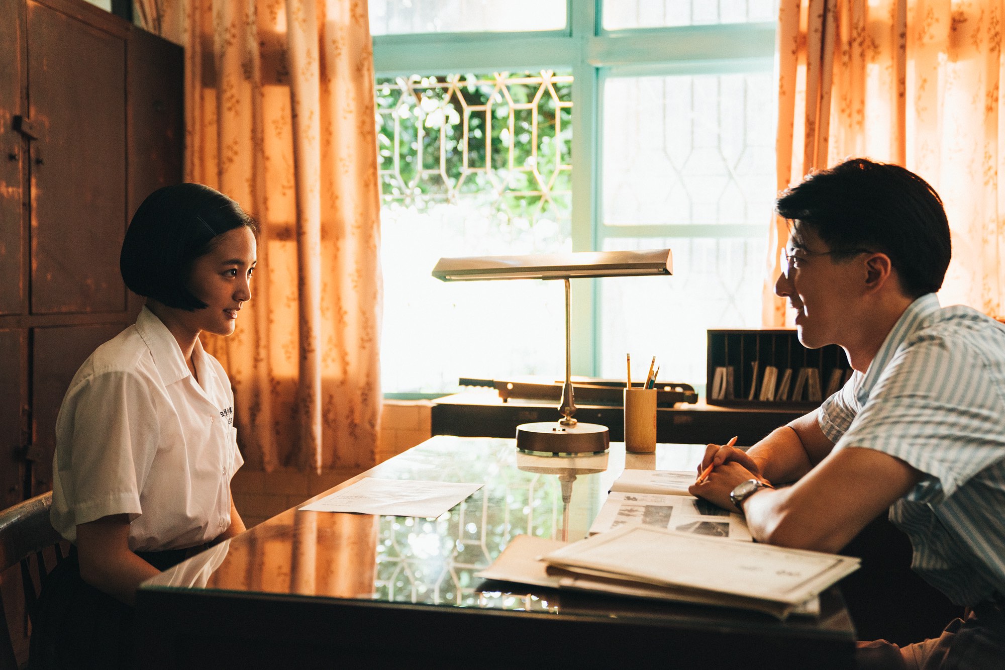 傅孟柏與王淨在戲中上演禁忌師生戀。（影一製作所股份有限公司提供）