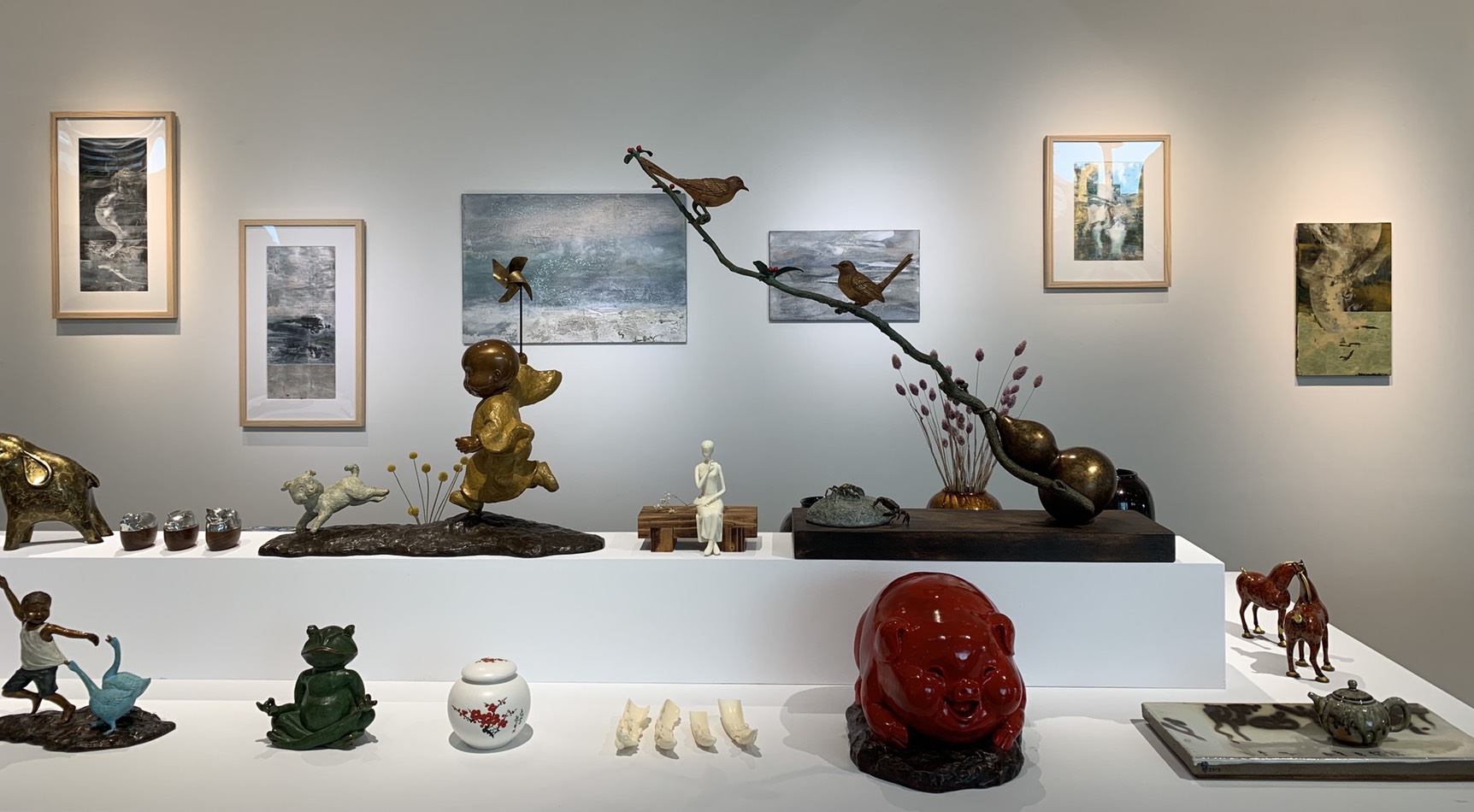 時尚生活精品美學展結合20位設計師收藏,展出234件稀有設計精品。(R+A Design Group提供)