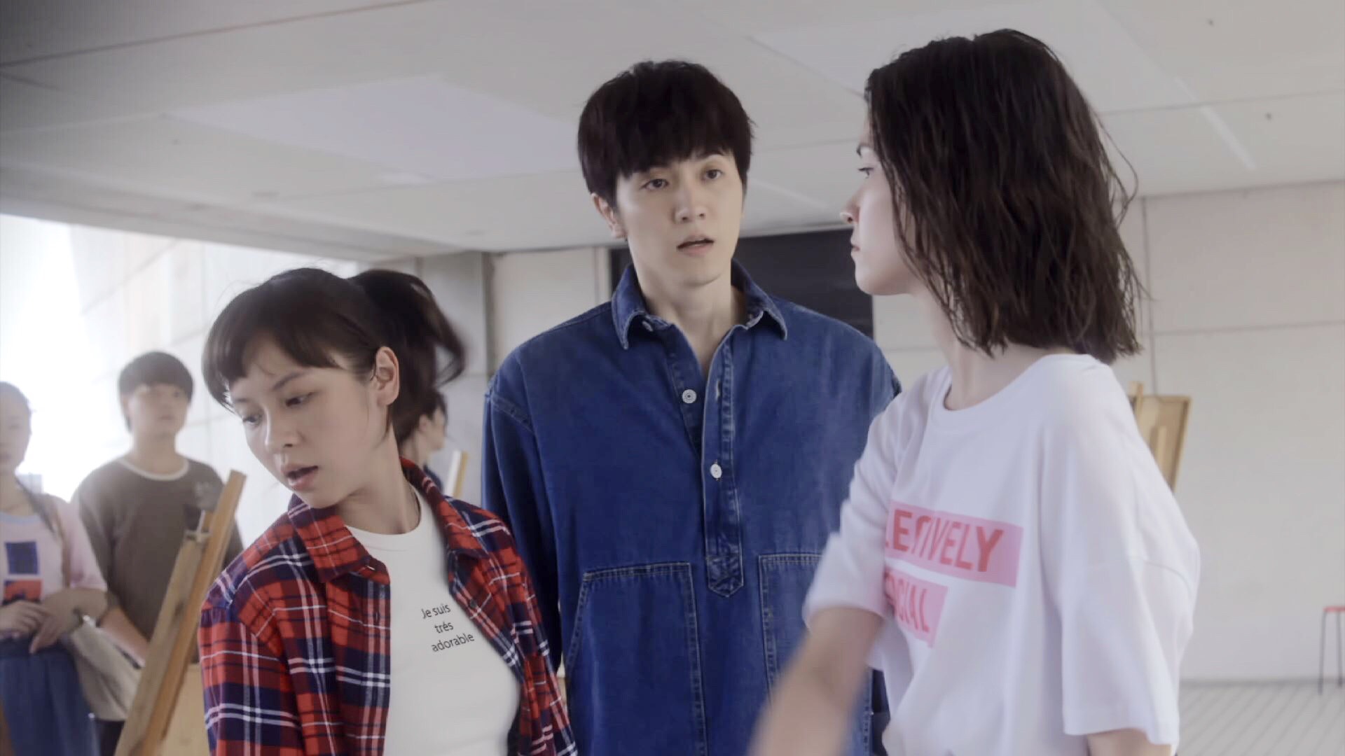 黃姵嘉被韓笙笙呼巴掌來真的，她笑回：要不然就不像了。（衛視中文台提供）