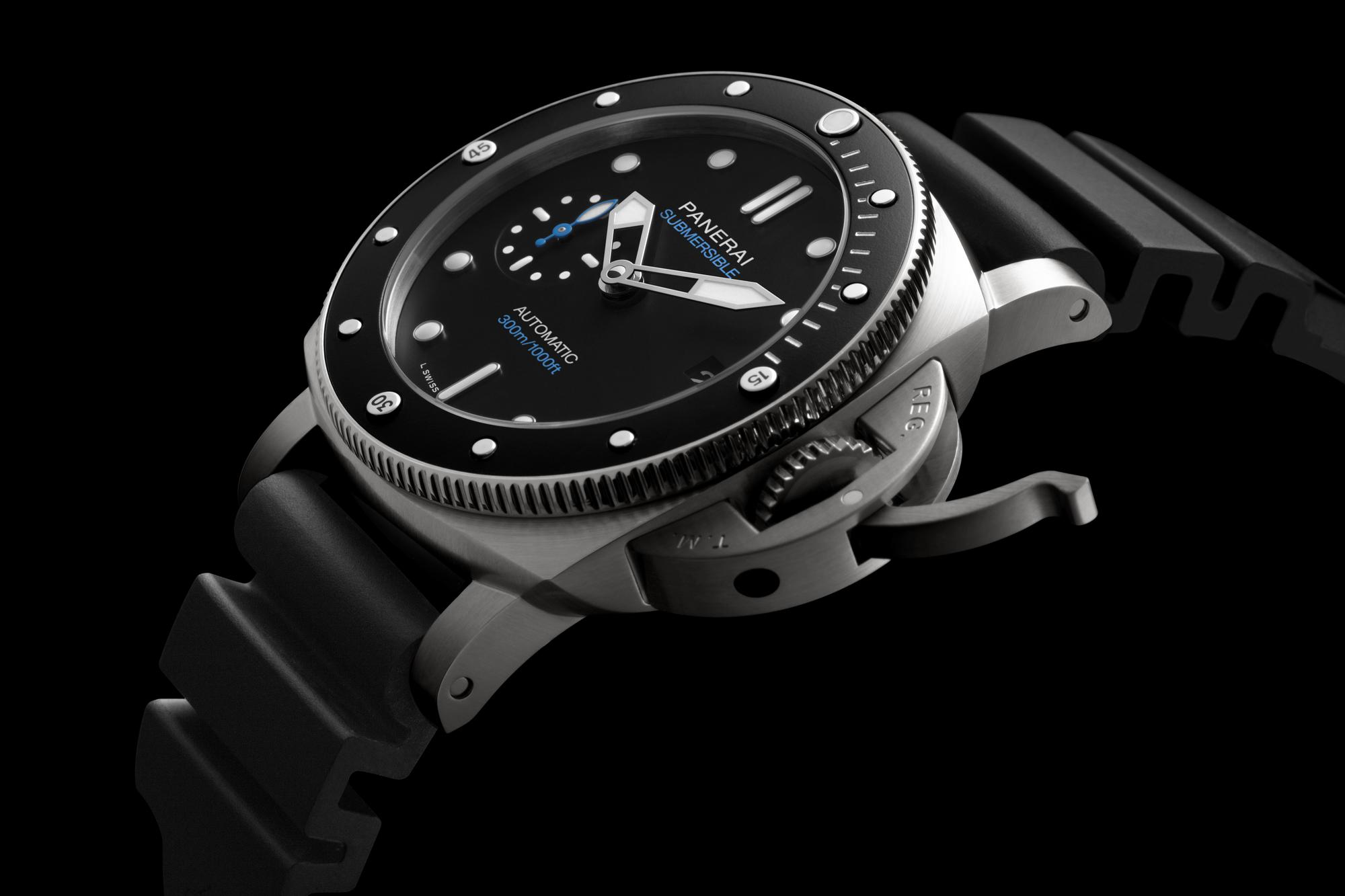 Submersible 42mm腕錶PAM00683,建議售價NT$ 299,000