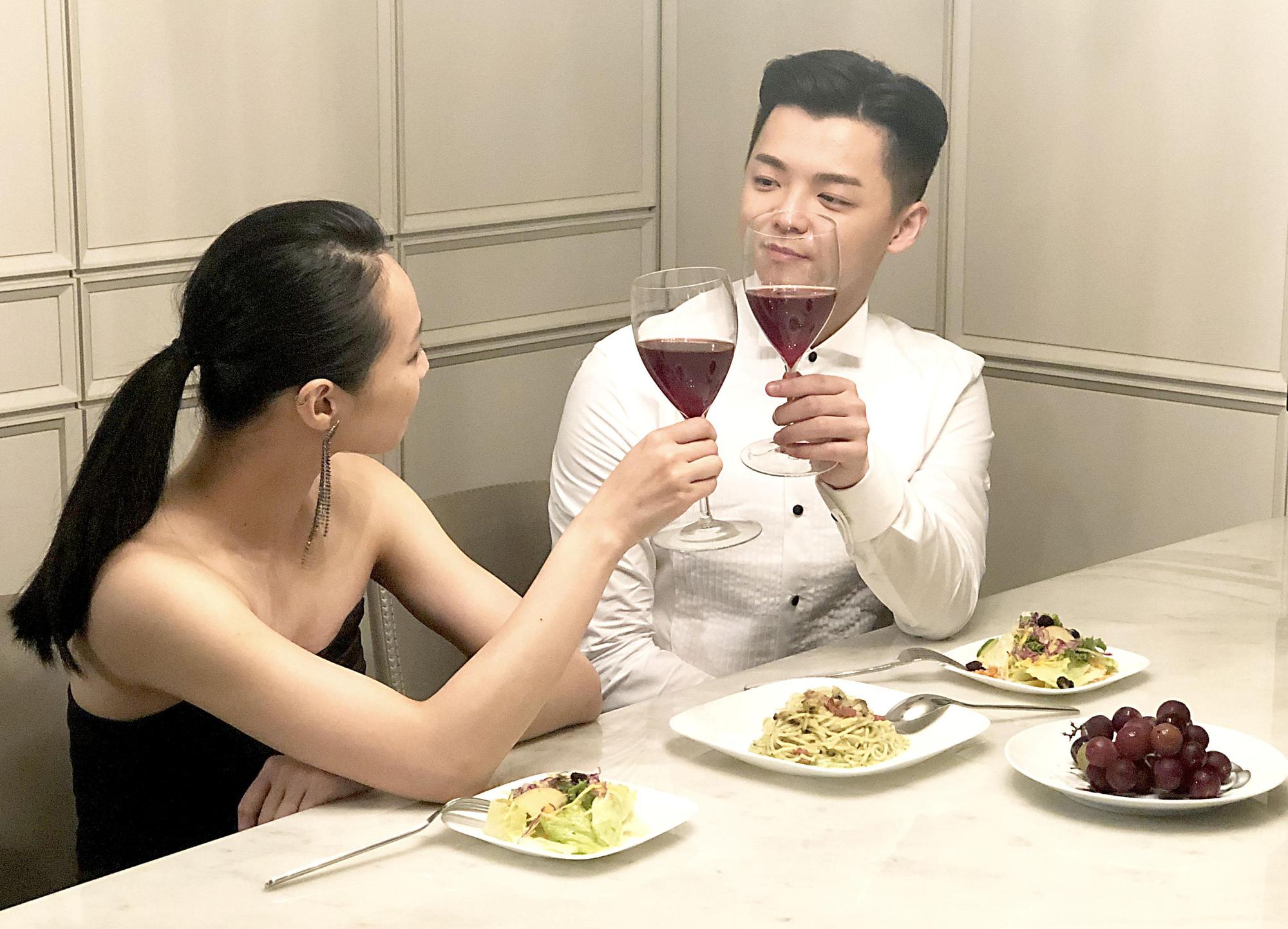 徐少麟首波主打〈我終於找到〉成為《小資女孩向前衝》重播時段片頭曲,沒想到竟遭網友噓爆。(星麟娛樂提供)