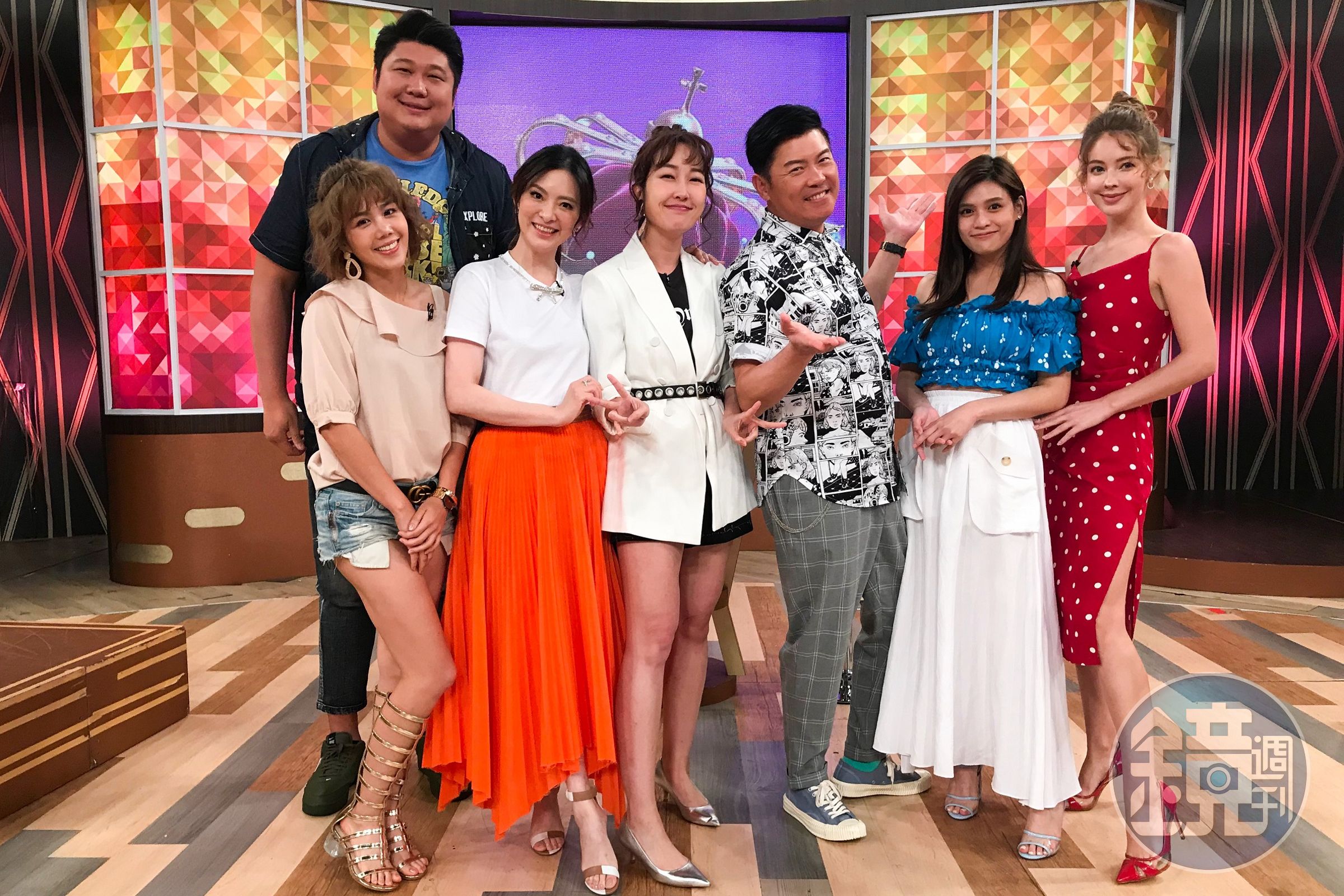 衛視中文台《一袋女王》日前邀請劉真、夏宇童、楊晨熙、安妮及哈孝遠上節目分享自己曾經踩過的愛情地雷。（衛視提供）