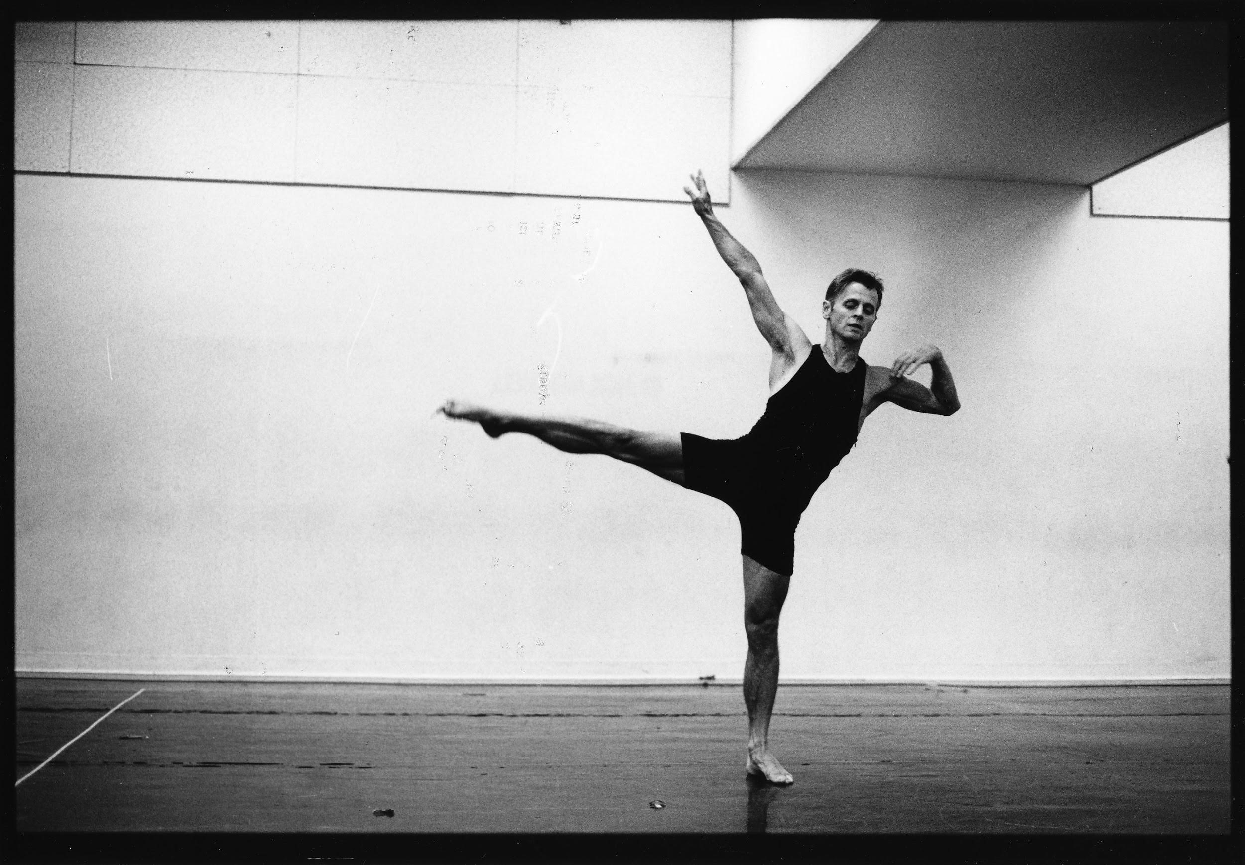 俄羅斯知名舞星巴瑞辛尼可夫是很多古典芭蕾舞迷的偶像。（翻攝自liveabout.com）