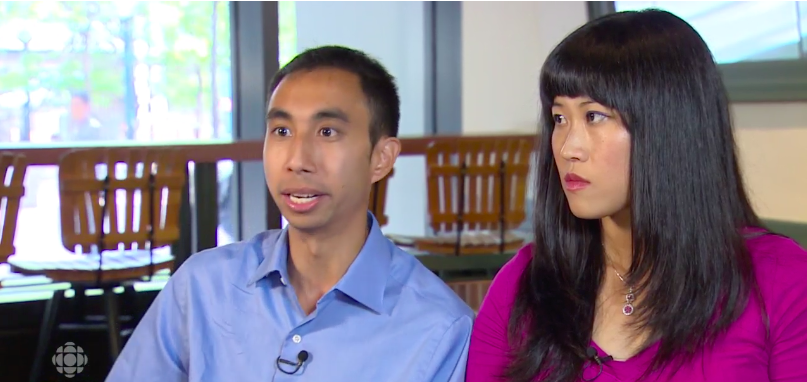 Kristy（右）與Bryce（左）退休時，分別只有31歲和32歲。（翻攝自CBC）