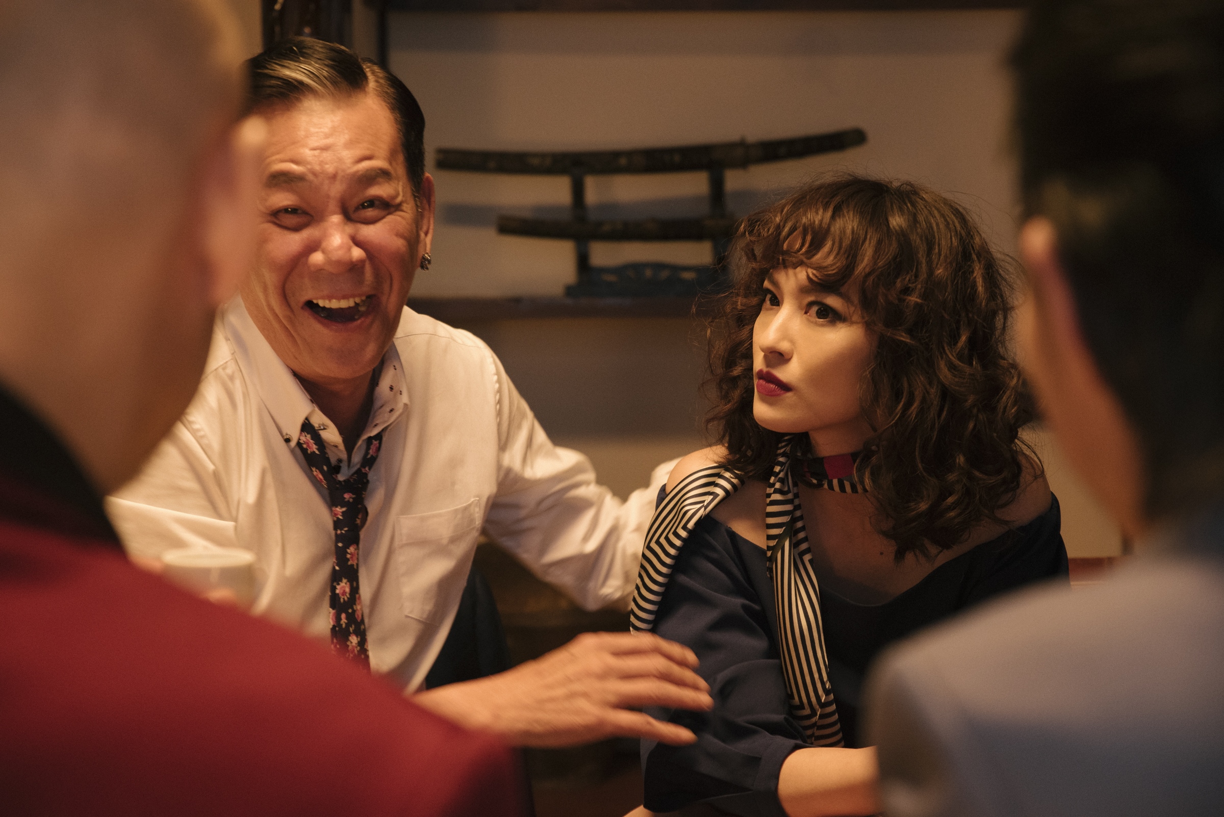 姚以緹飾演大哥龍劭華的女人，一心只想演電影。（華映提供）