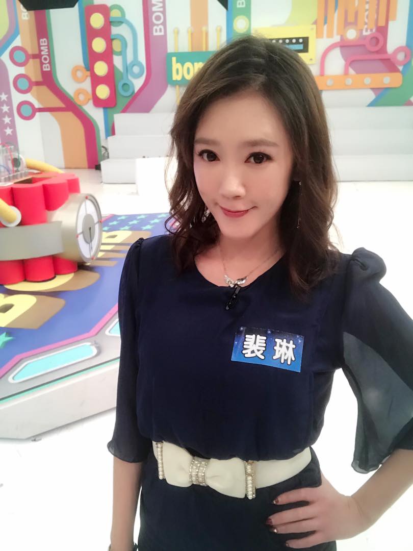 女星裴琳精神狀態一直惹人注意,現已淡出演藝圈。(翻攝自裴琳臉書)