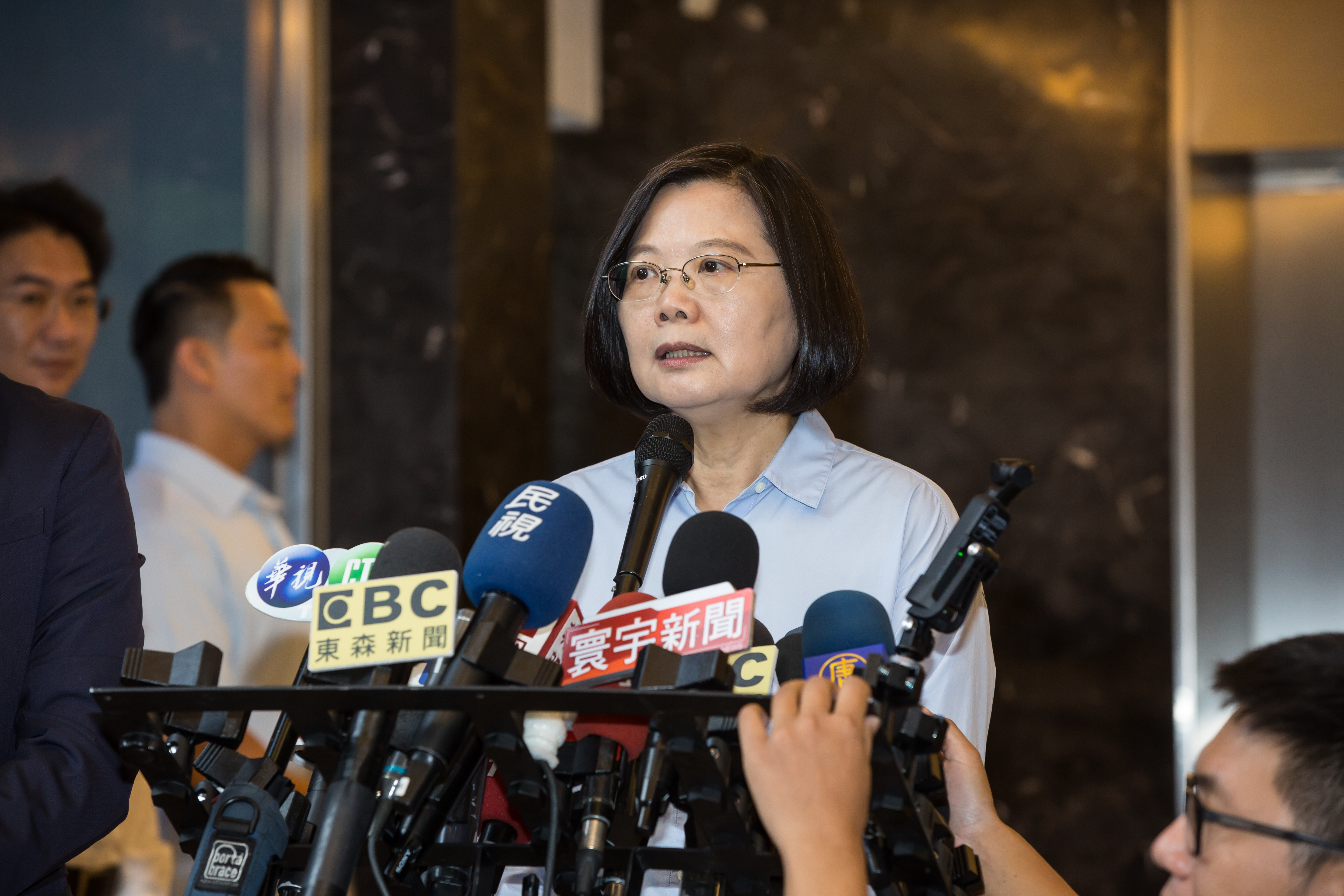 蔡英文總統提及高雄市長韓國瑜直播等身公文時，認為既然韓國瑜說做好高雄市長，那他還有3年多的時間可證明。圖為本刊資料照。