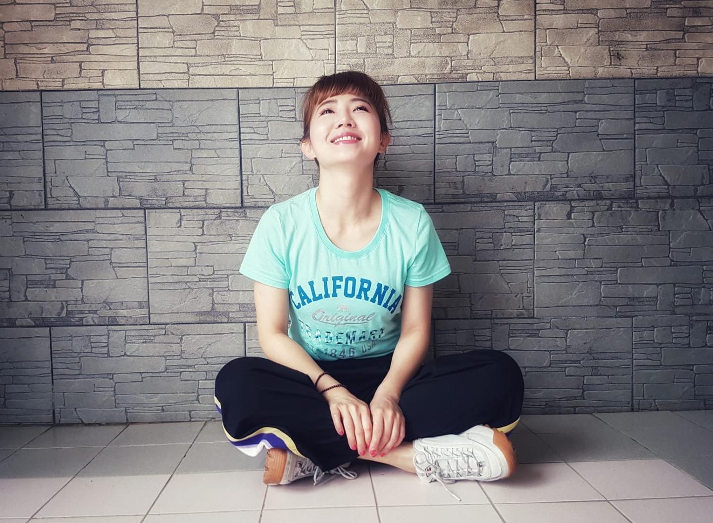 謝忻自從爆發不倫戀之後就低調至今,還飛出國避風頭。(翻攝自謝忻臉書)