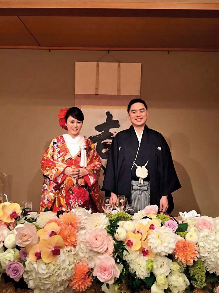 2014年,麻衣跟王泉仁在日本東京舉行婚宴,地點就在椿山莊。(翻攝自麻衣臉書)