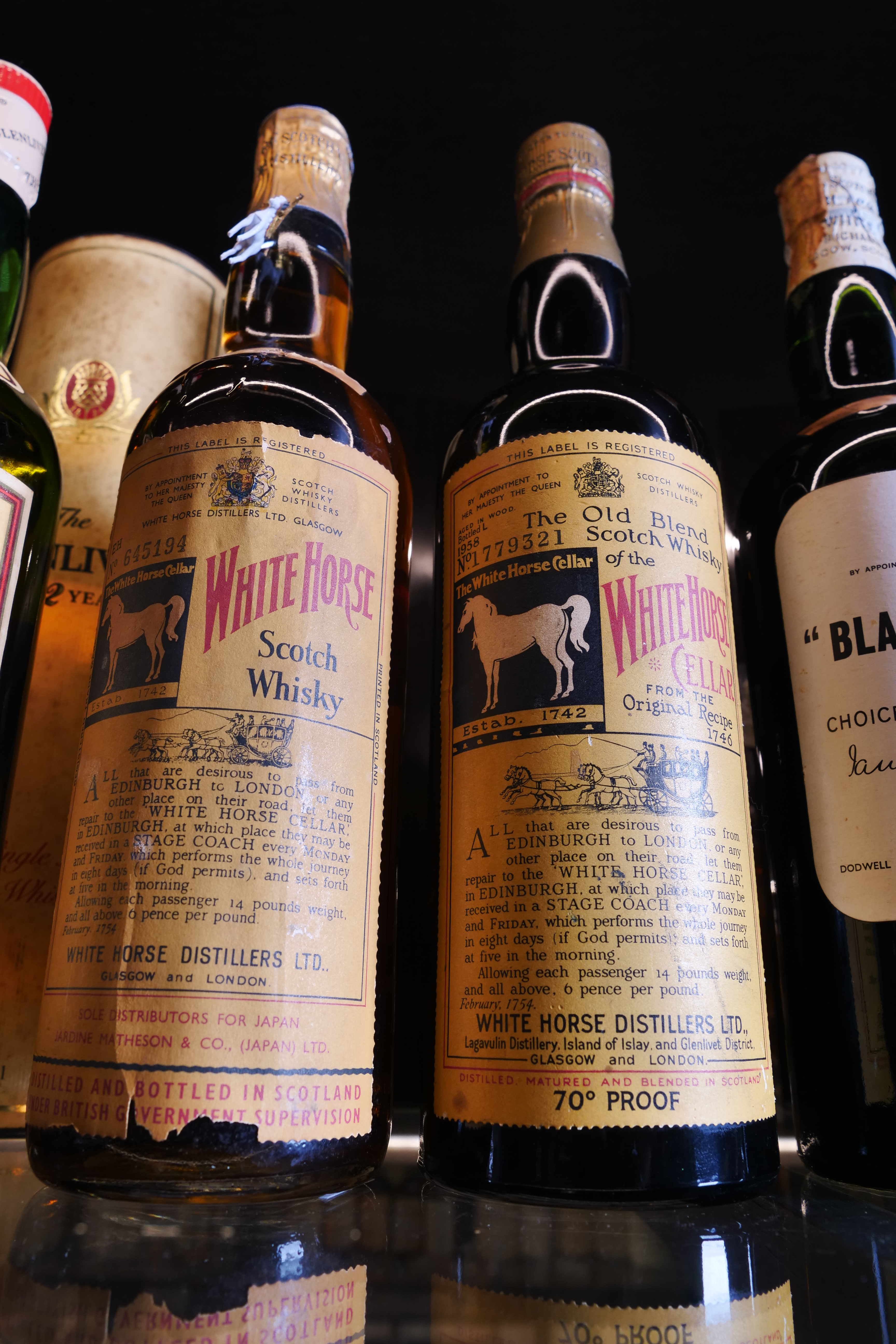 名字源自愛丁堡白馬酒窖旅館的「White Horse Cellar Blend 1958」也是罕見珍品。（36,000元／瓶）