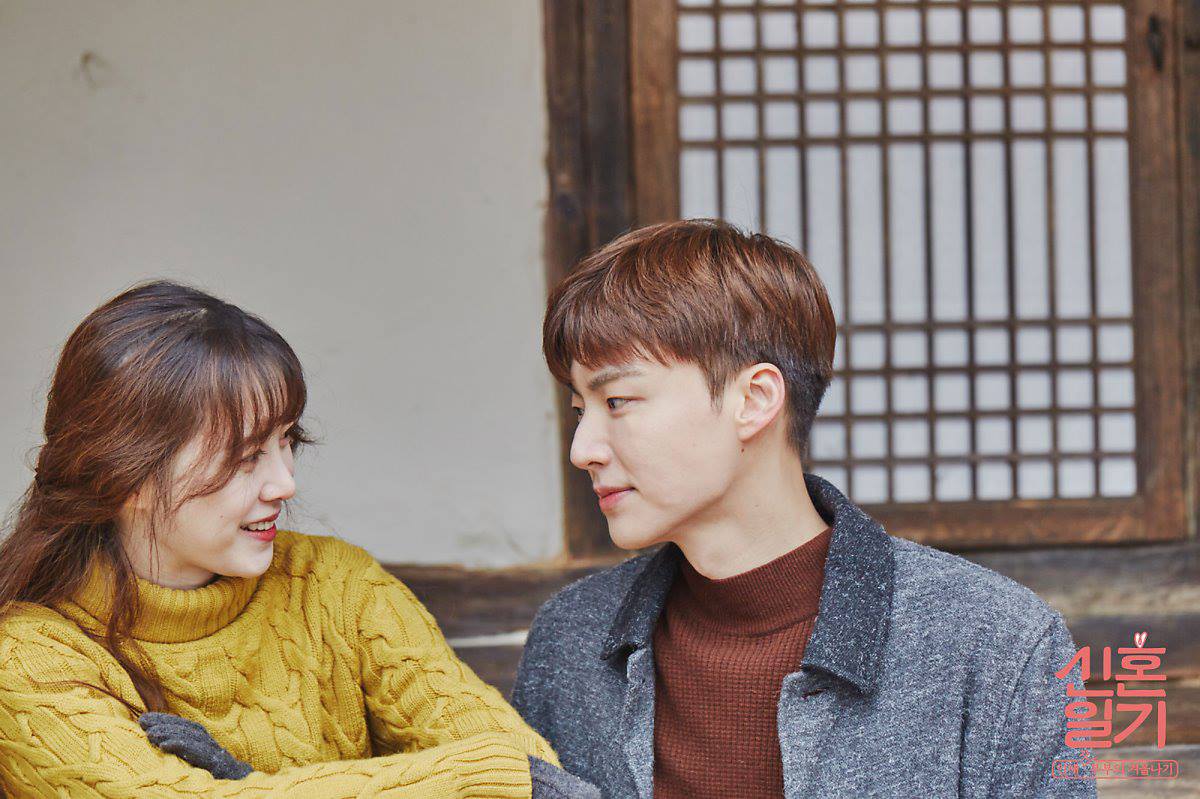 安宰賢終於打破沉默，透過IG發表面臨離婚的心境。（翻攝自新婚日記臉書）