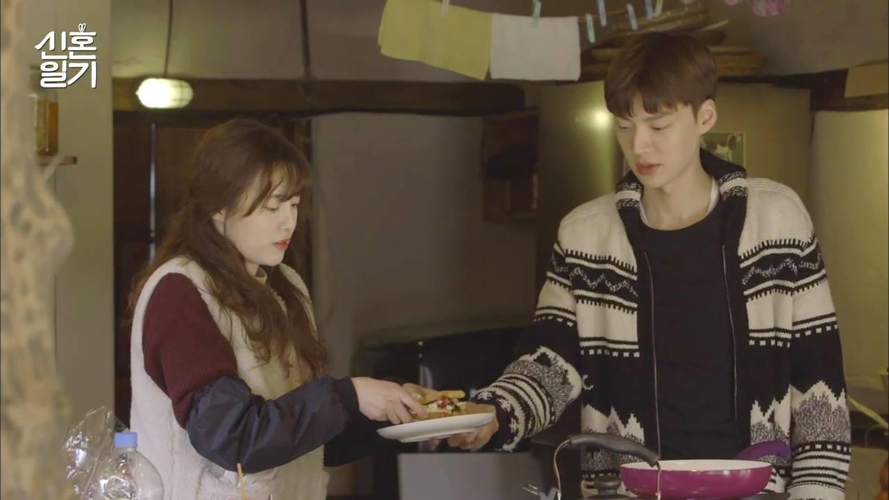 安宰賢與具惠善曾出演綜藝《新婚日記》,當時就看得出兩人個性相差很大。(翻攝自新婚日記臉書)