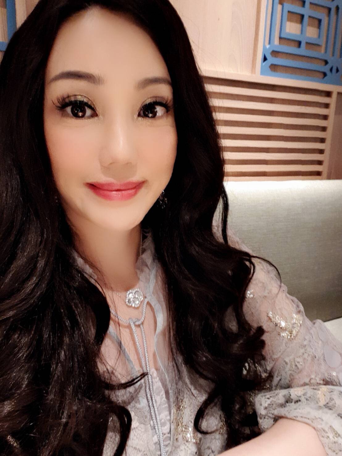 沈嶸直言麻衣在與王家的婚姻風暴中受公公王文洋力挺。(沈嶸提供)