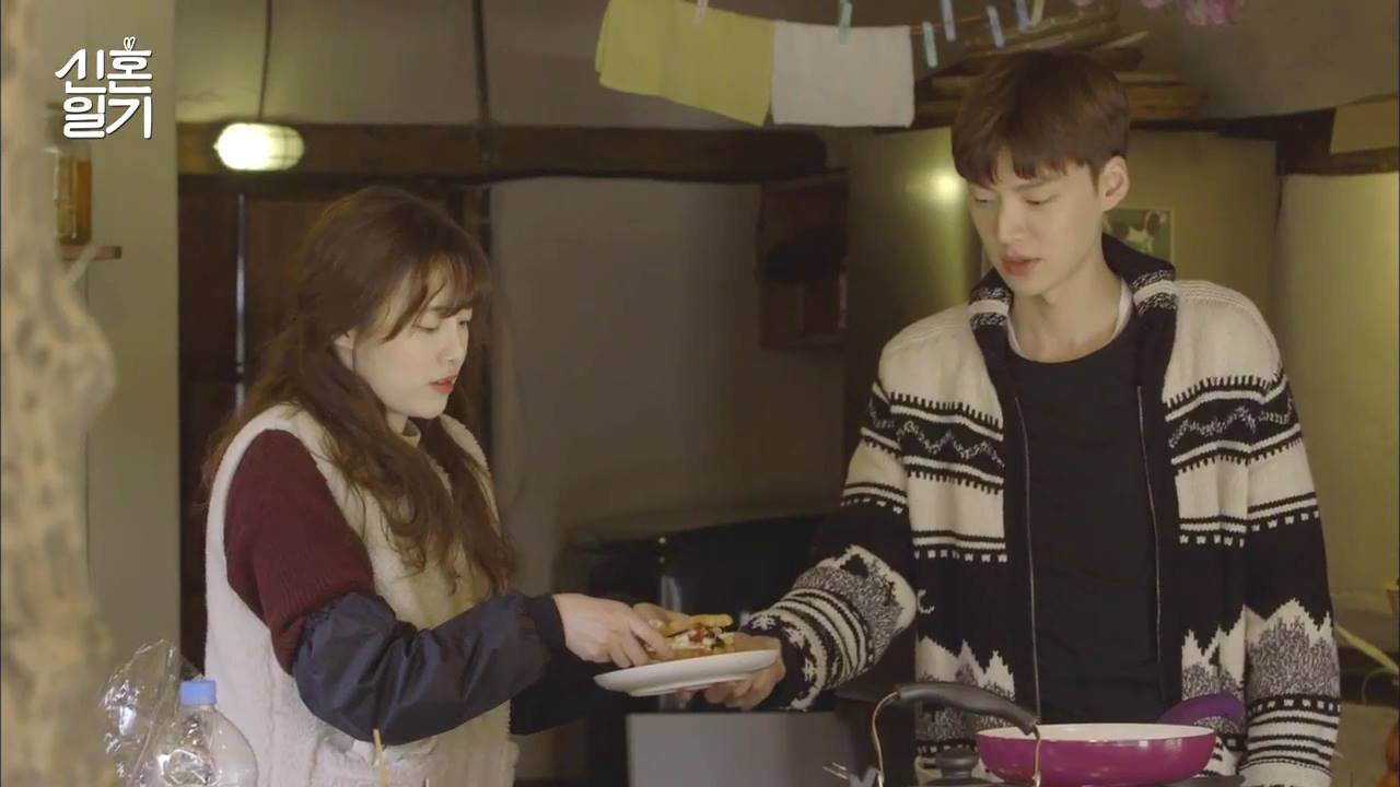 具惠善安宰賢因為做家事分配不均的話題，早從《新婚日記》就開始吵。（翻攝自新婚日記FB）