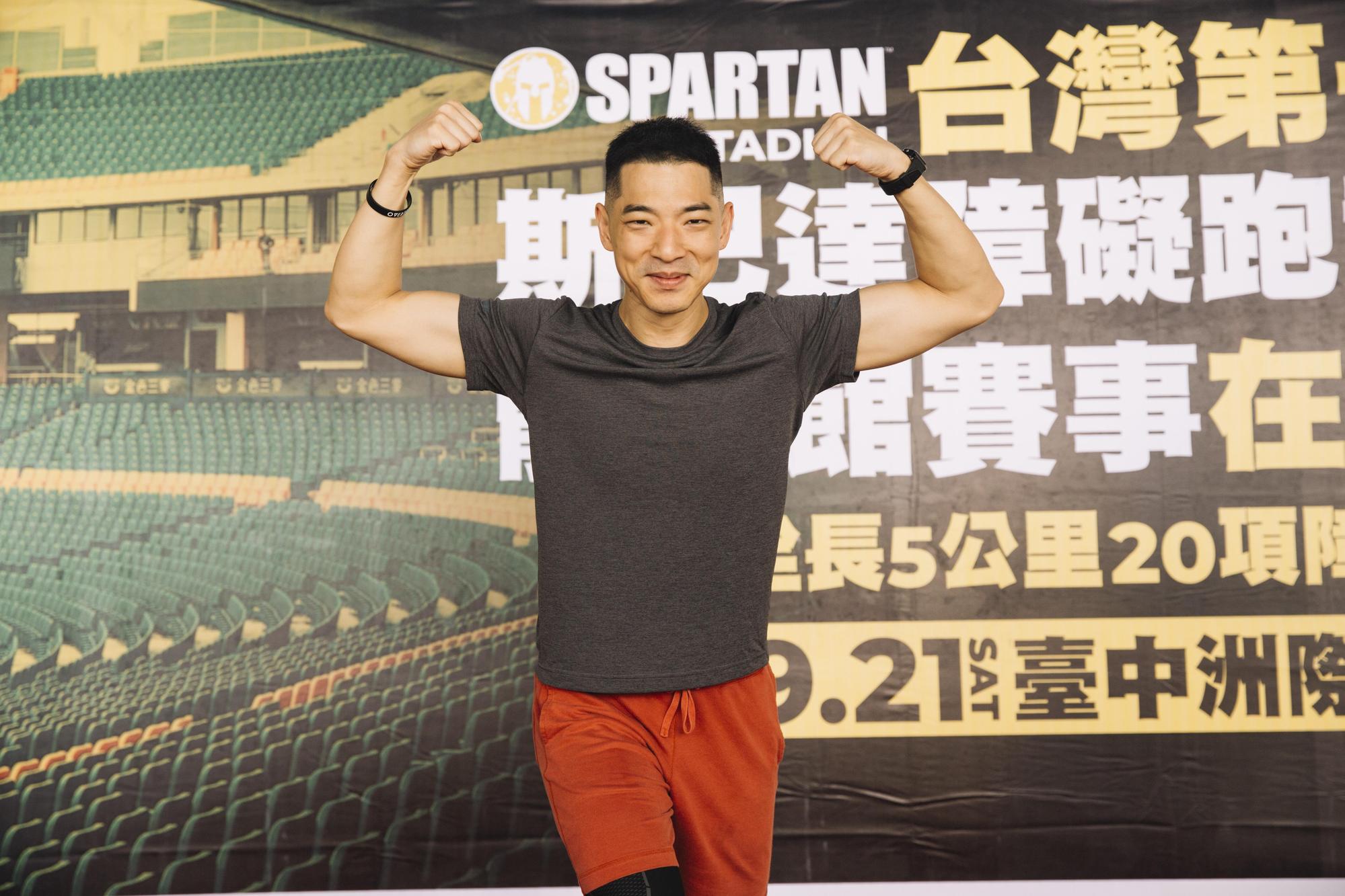 擔任活動大使的王大文,每周健身3至4次,體脂僅14,目標是練出六塊腹肌。(寬魚國際、寬寬提供)
