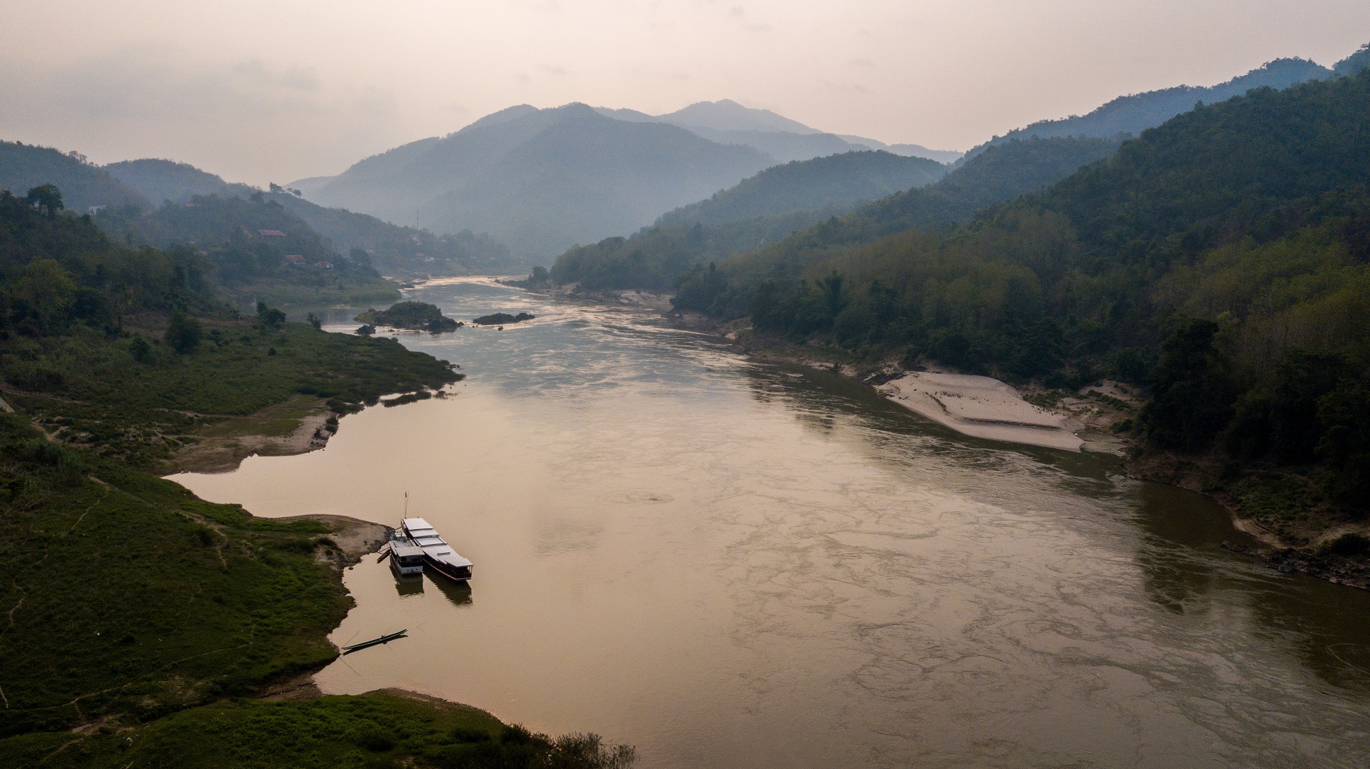 廣闊的湄公河，是亞洲第7大河流，從會曬至龍坡邦約有300公里長的河道。