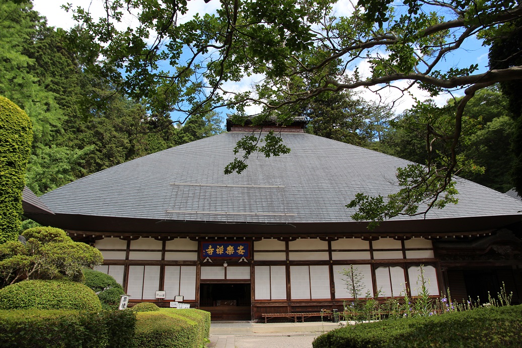 「安樂寺」為長野縣最古老的寺。
