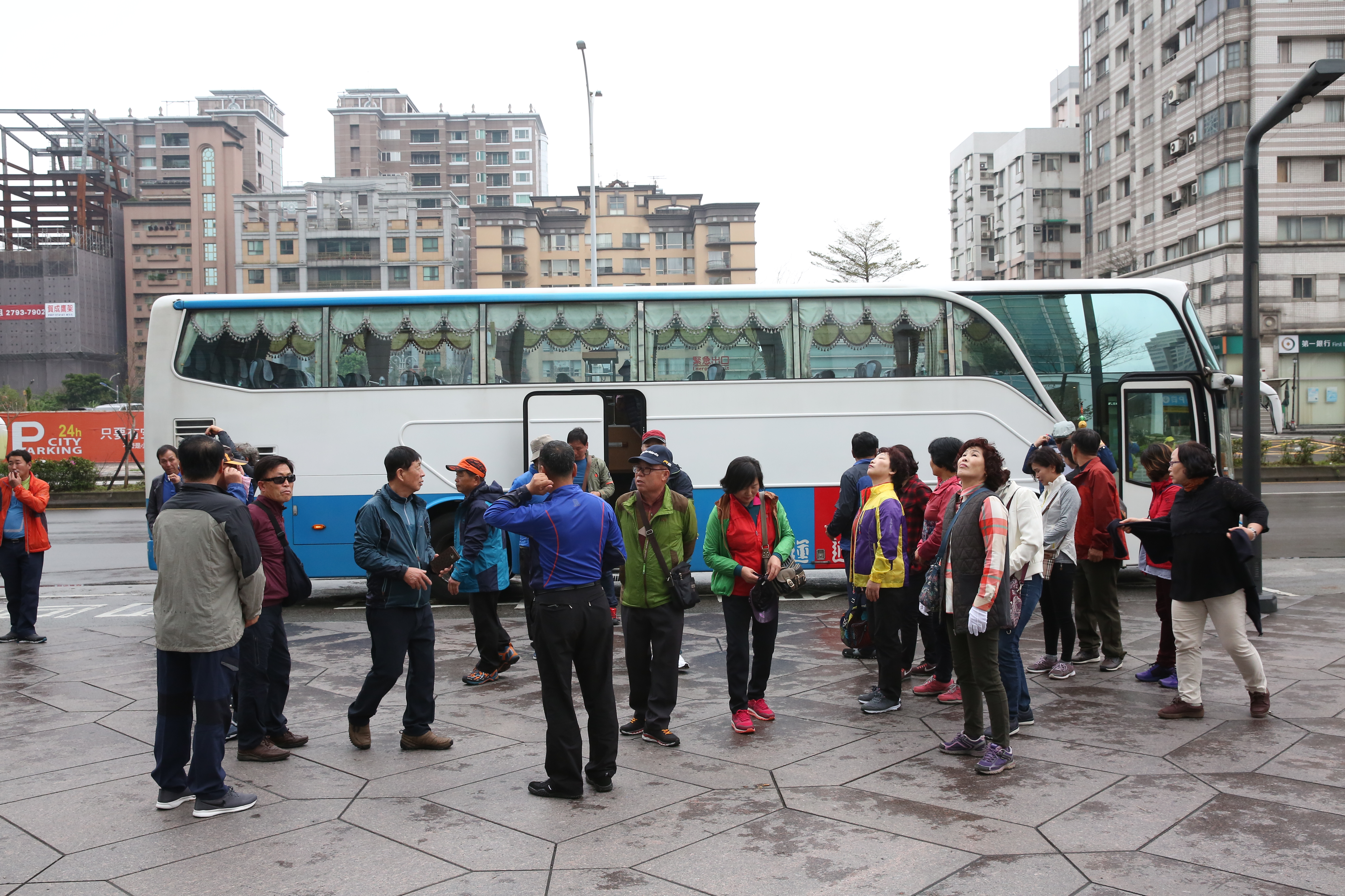 陸客不來，不少觀光旅遊業者叫苦連天。