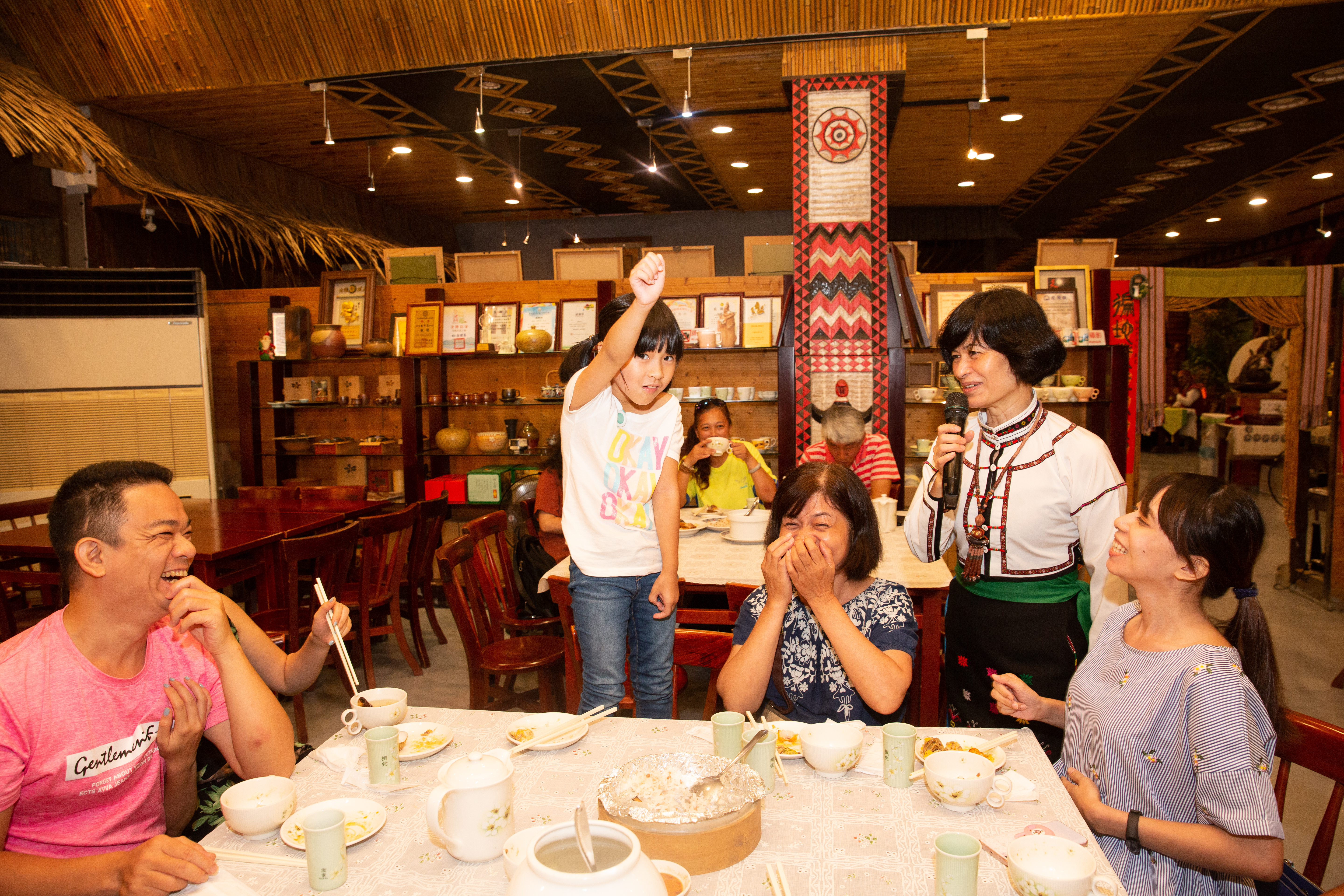 力馬生活工坊從單純窯廠轉型為複合式休閒餐廳，張秀娥的精采說菜，總能搏得滿堂采。