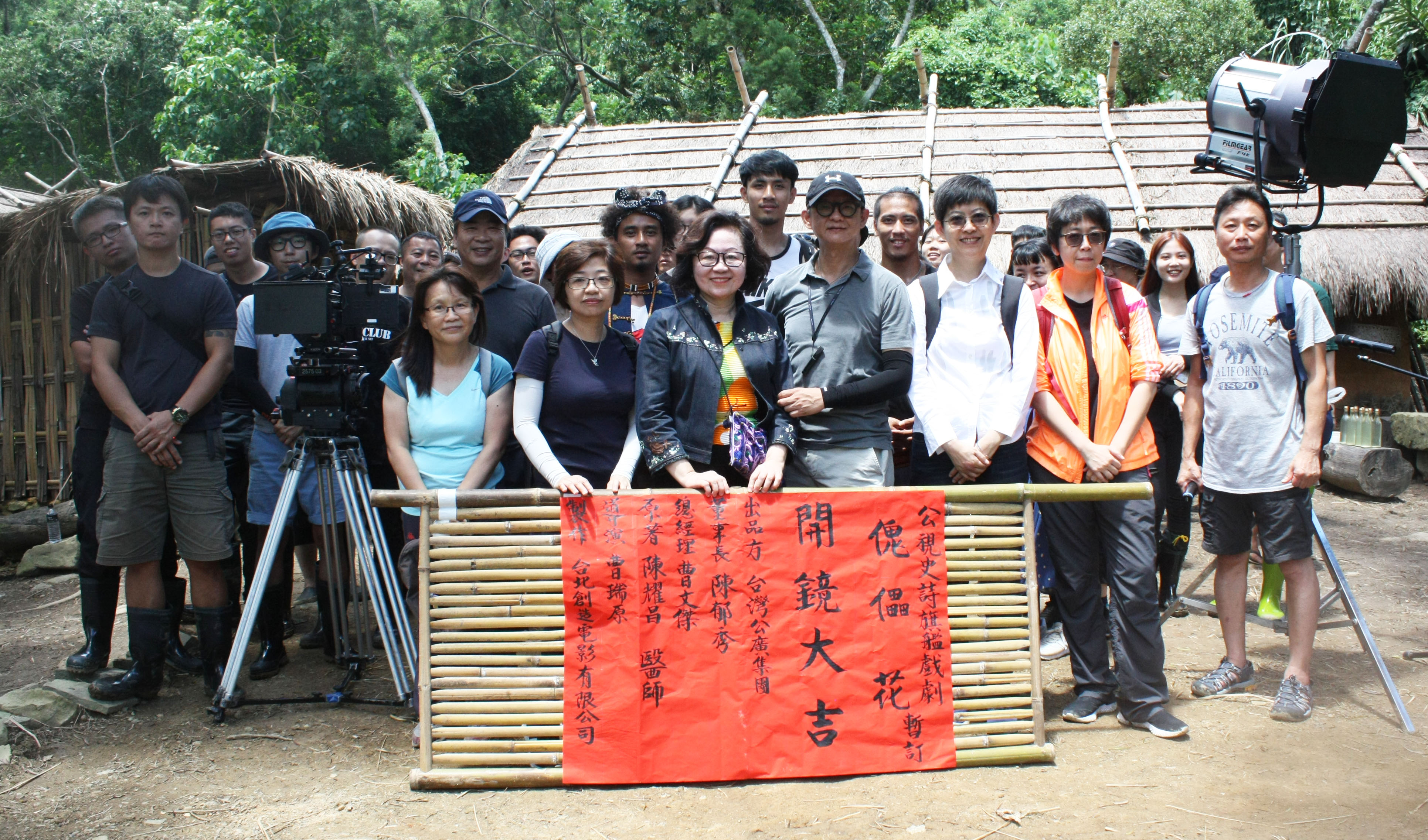 《傀儡花》（暫名）今於屏東主場景進行開鏡祈福儀式。（公視提供）