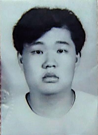 當年26歲的鍾世龍（圖）仗著身形壯碩，犯下人神共憤的女童姦殺案。（東森新聞提供）