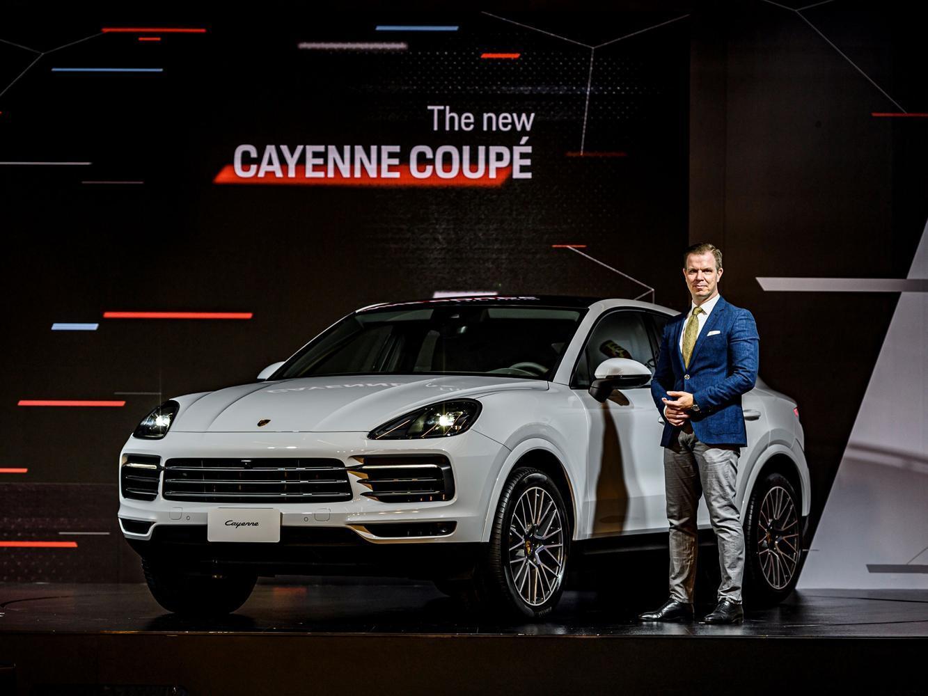 台灣保時捷CEO Mr. Mathias Busse表示:「我很榮幸在此隆重介紹The new Cayenne Coupé,我相信這款獨特的SUV跑車不僅完整承襲Porsche的設計DNA,也將提供嶄新駕駛與乘坐體驗!」
