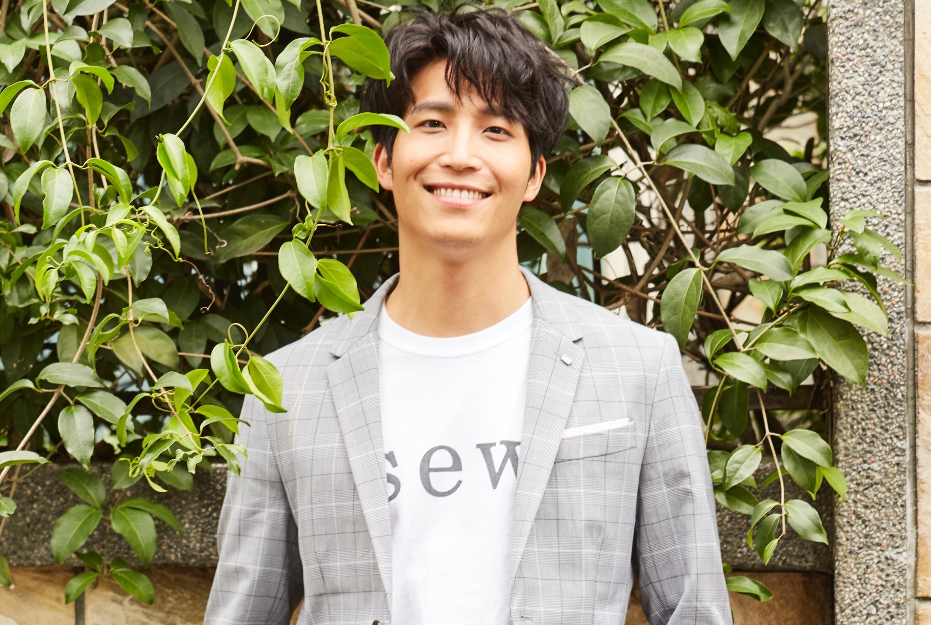 吳翔震在《緝魔》中演出殺人魔，與本人相當有反差。（吳翔震工作室提供）